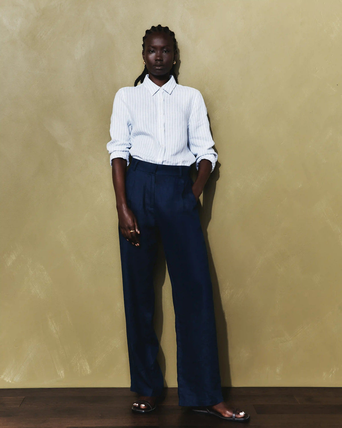 100% European Linen Pleated Trouser