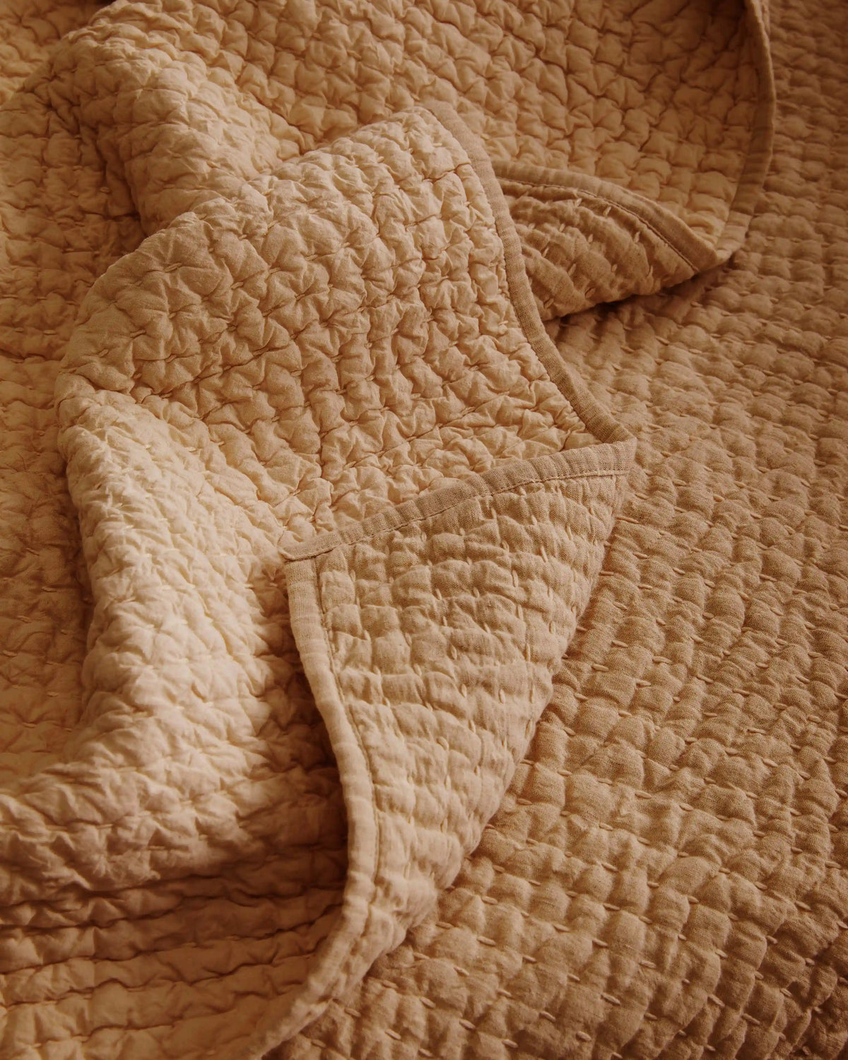 European Linen Cotton Stitch Quilt