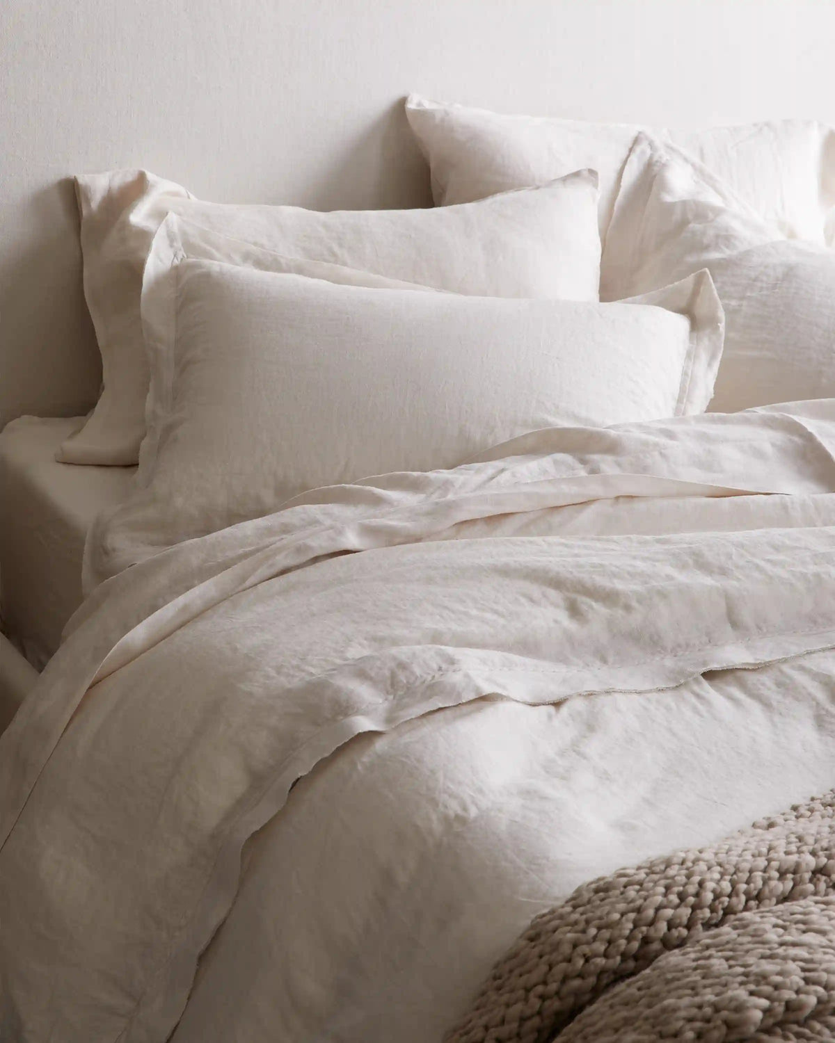 European Linen Double Flange Deluxe Bedding Bundle
