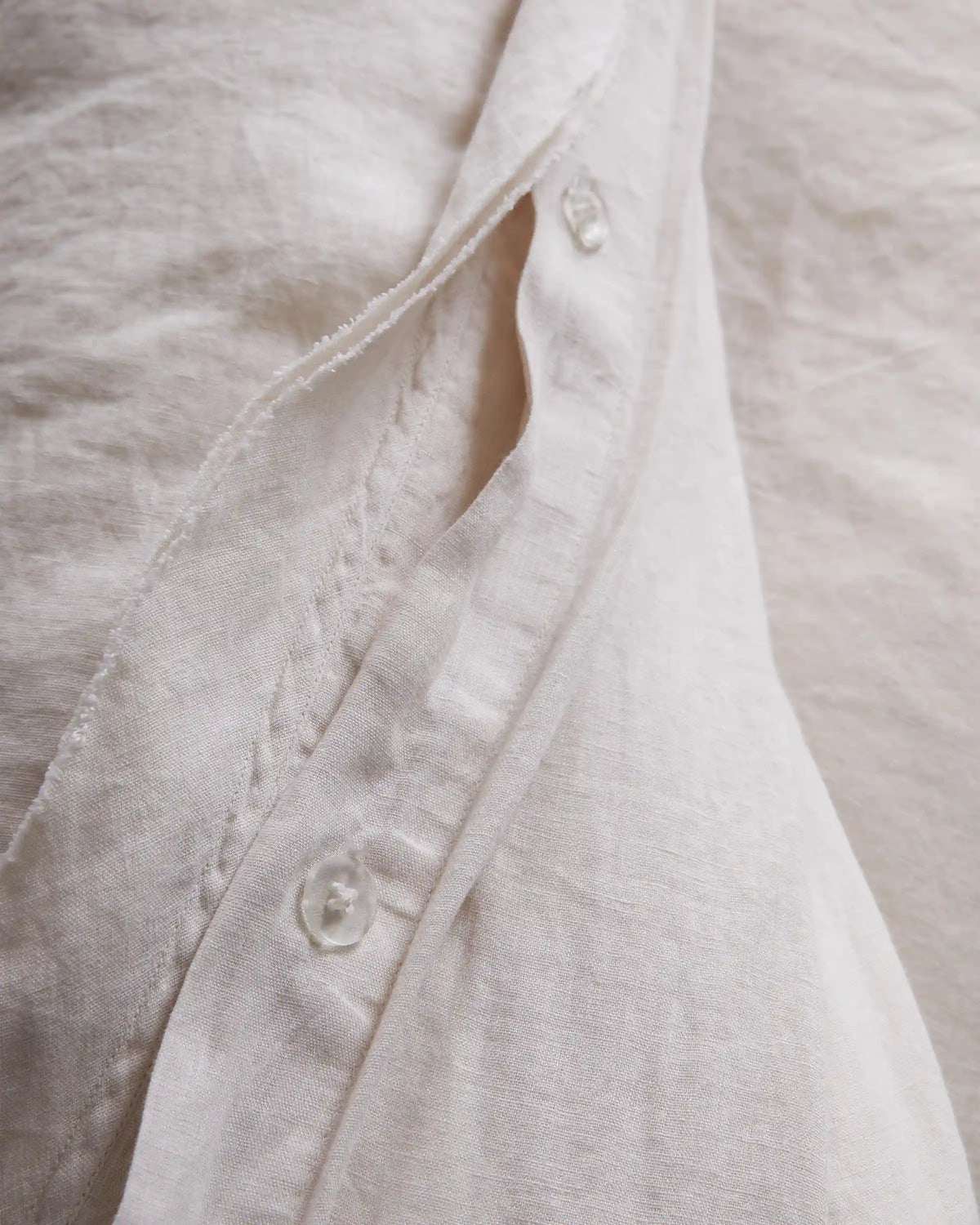 European Linen Double Flange Deluxe Bedding Bundle