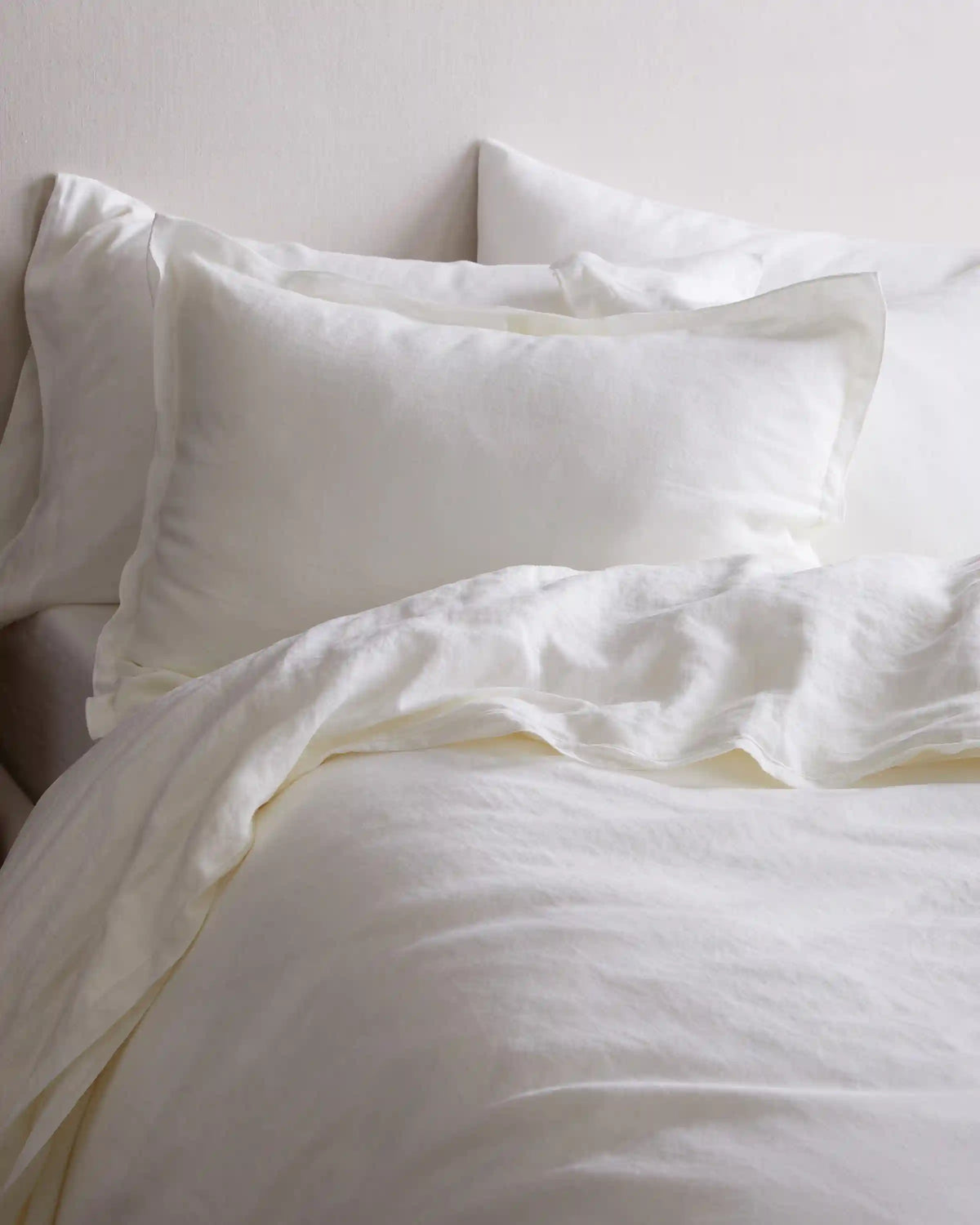 European Linen Double Embroidered Edge Sham Set