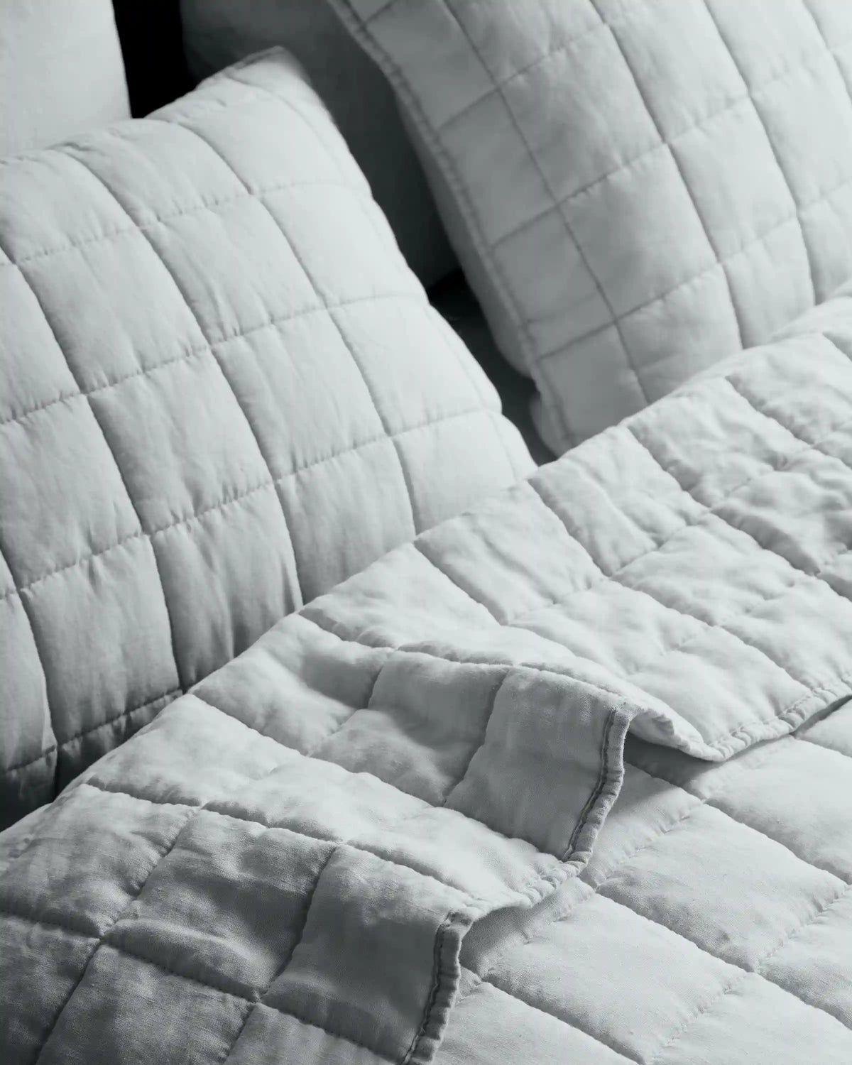 European Linen Box Quilted Sham Set