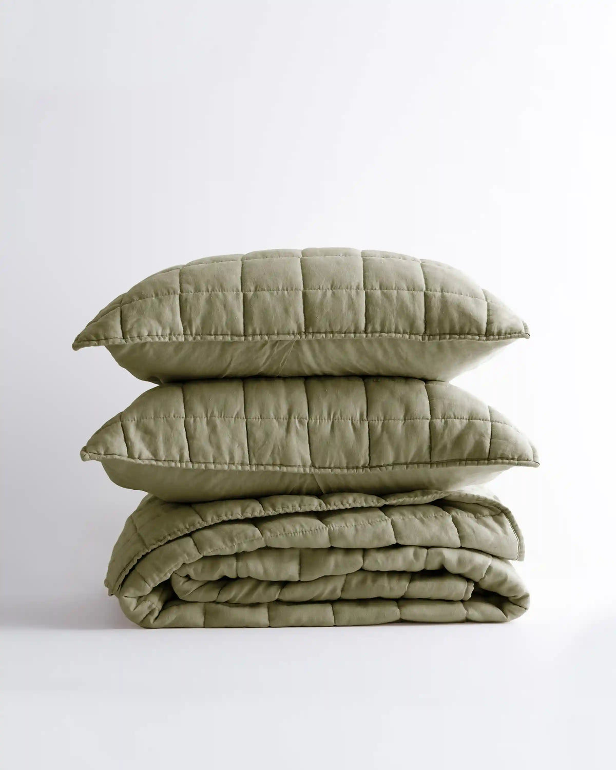 European Linen Box Quilt Set