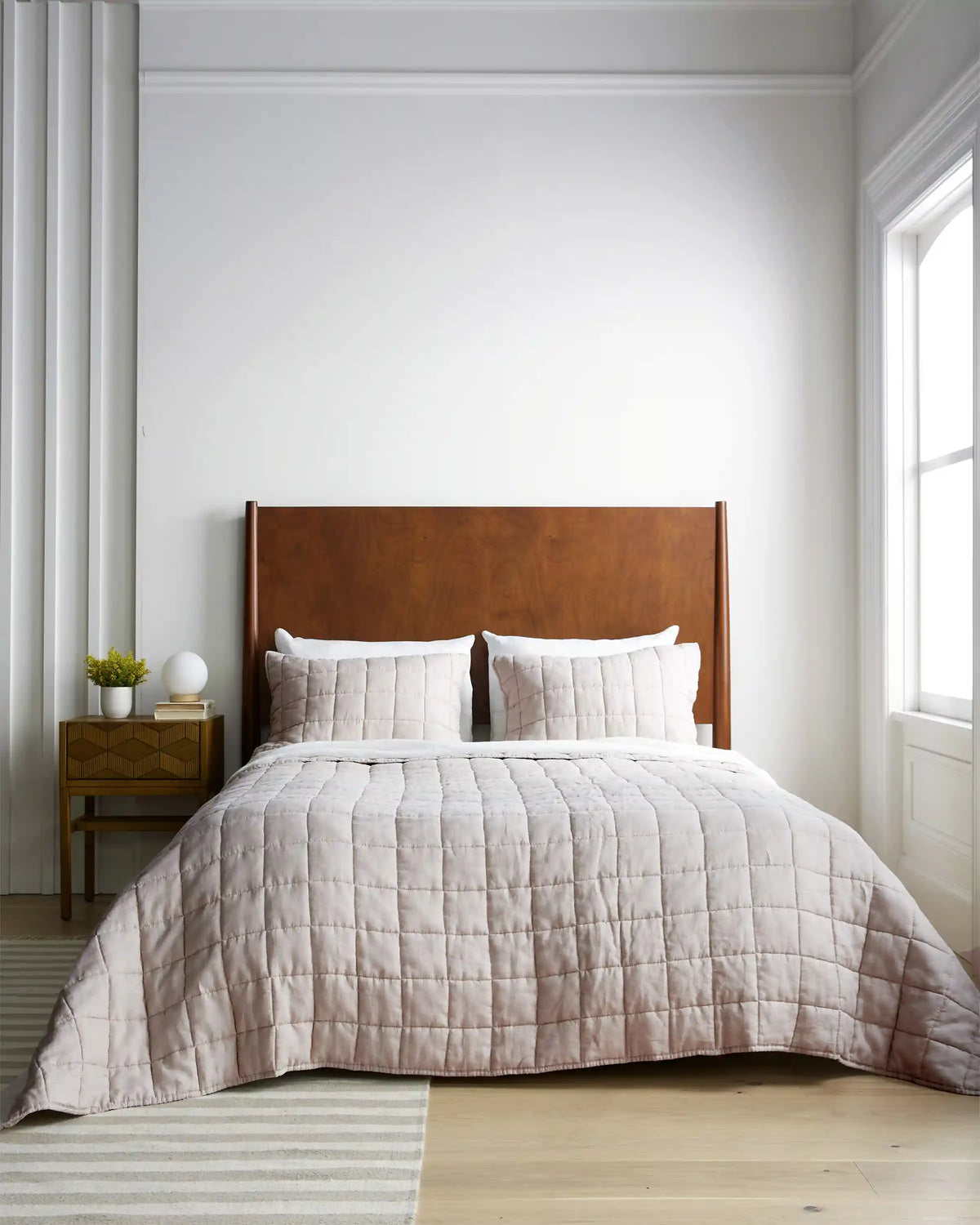 European Linen Box Quilt Set
