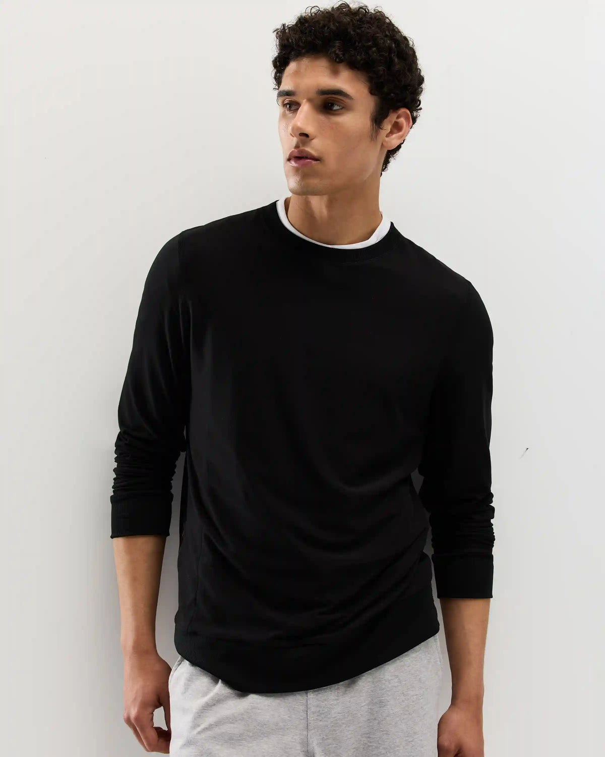 Flowknit Performance Crew Sweatshirt