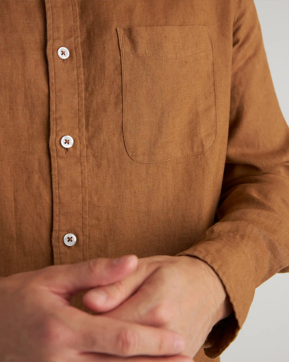 100% European Linen Relaxed Long Sleeve Pocket Shirt