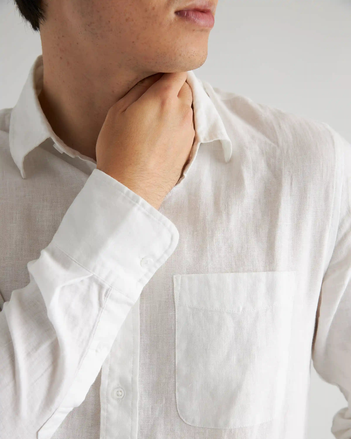 100% European Linen Relaxed Long Sleeve Pocket Shirt