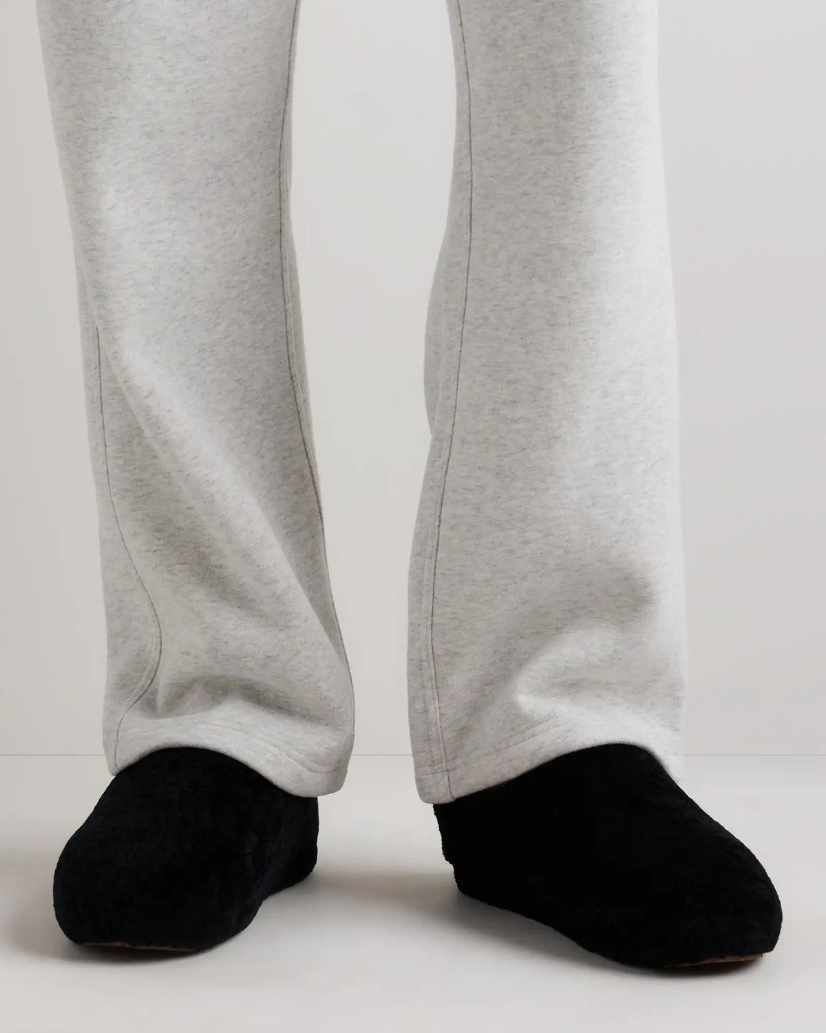 Men's Genuine Shearling Lounge Slipper