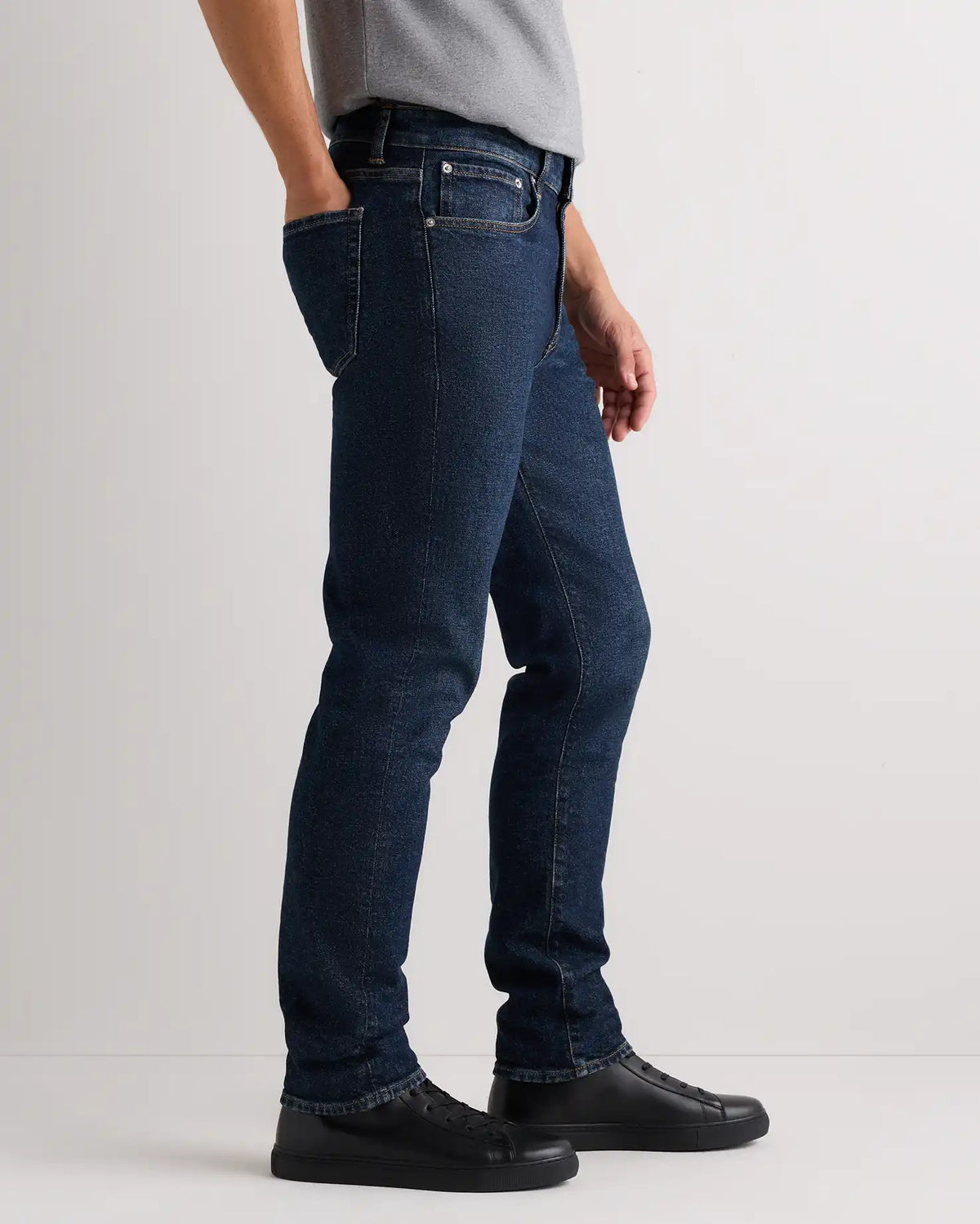 Warren Stretch Slim Jeans