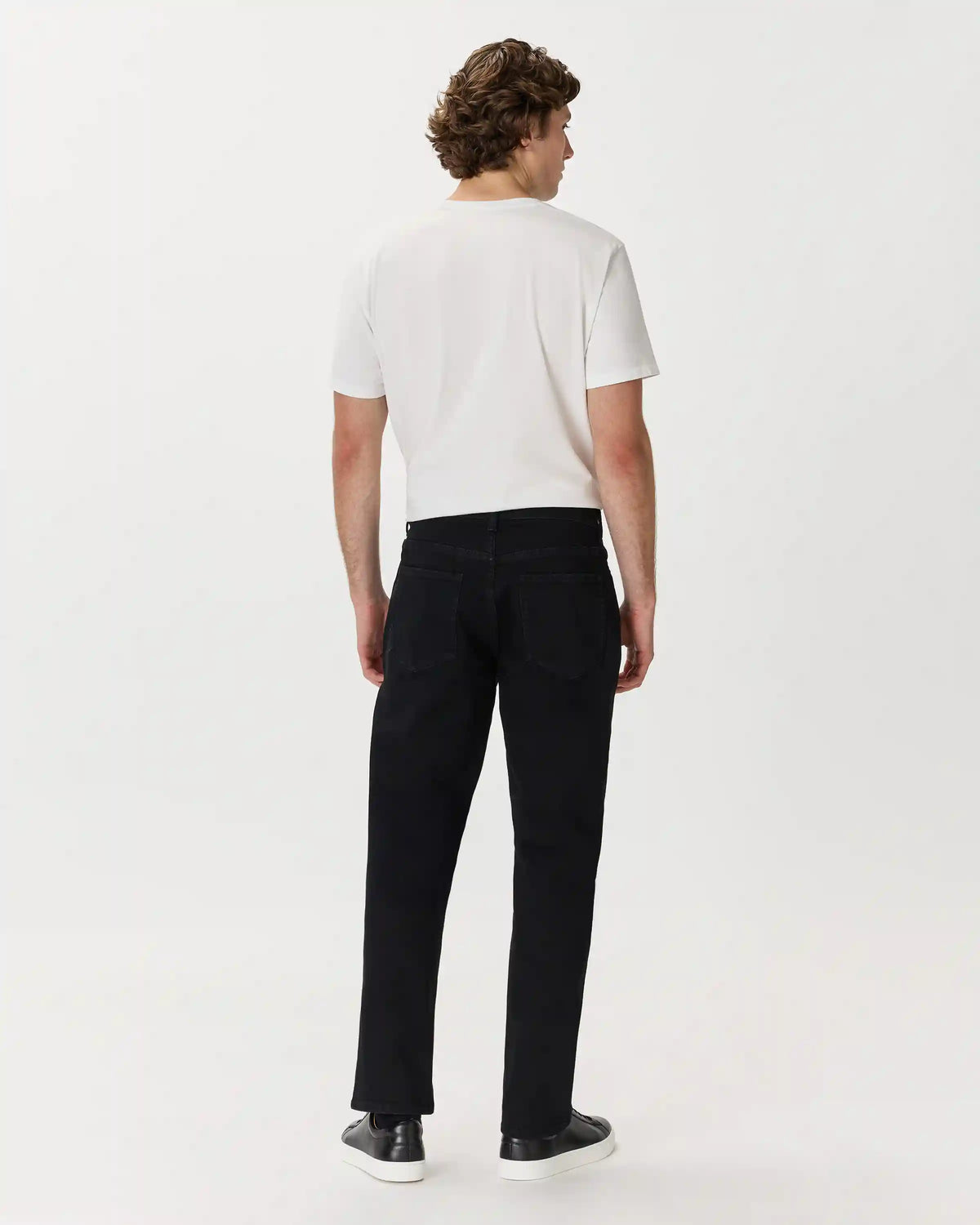 Warren Stretch Athletic Tapered Jeans