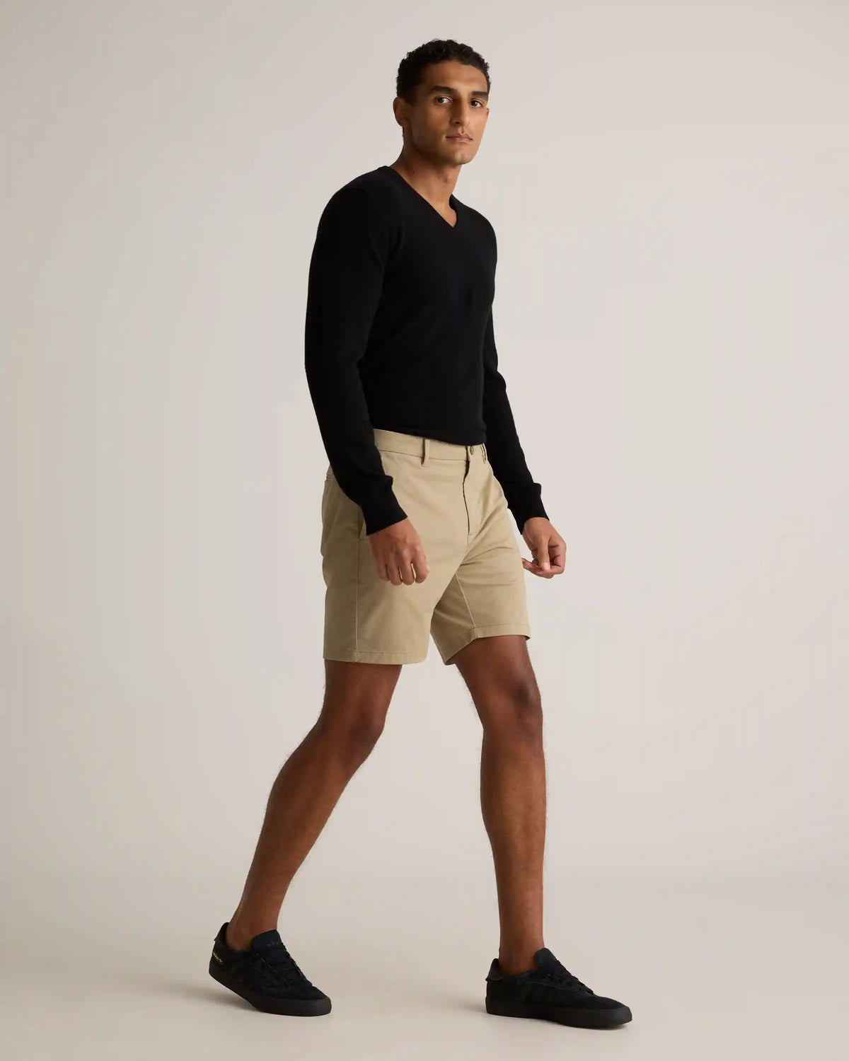 Organic Cotton Classic Stretch Chino Shorts - 7"