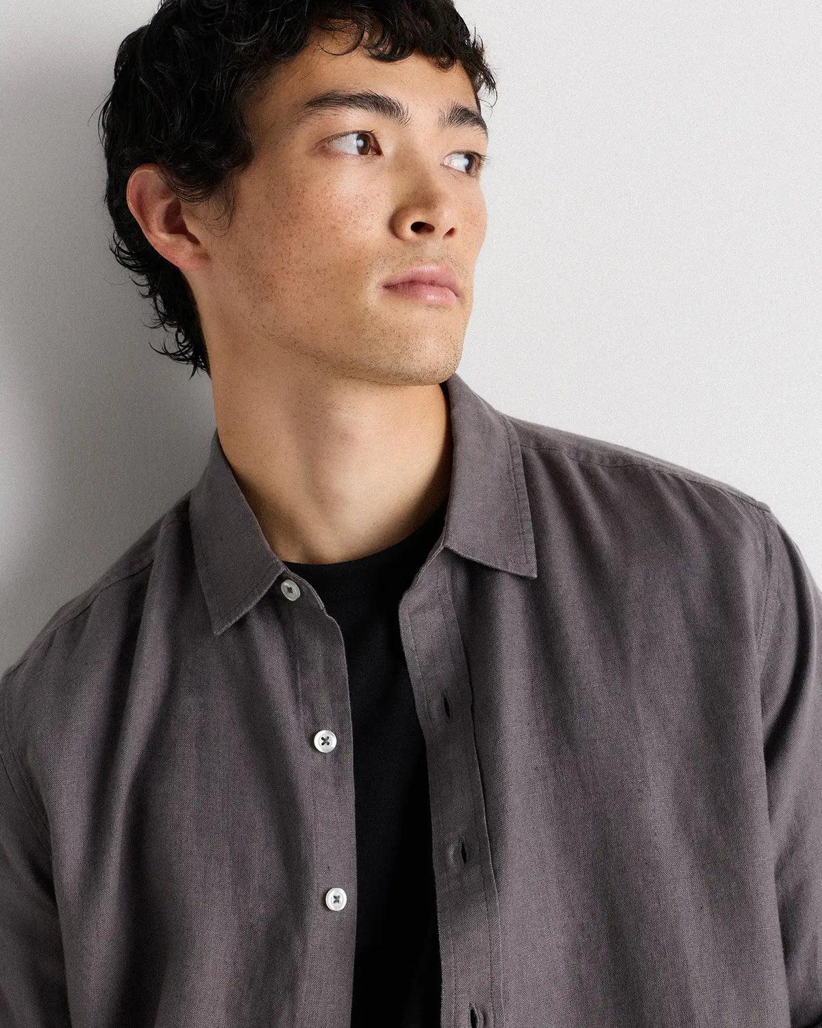 100% European Linen Relaxed Long Sleeve Shirt