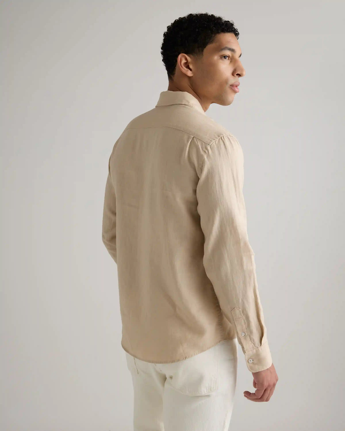 100% European Linen Relaxed Long Sleeve Shirt