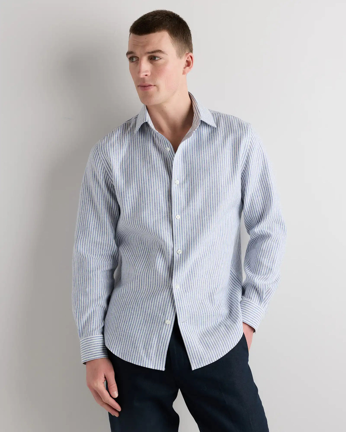 100% European Linen Wrinkle-Resistant Dress Shirt