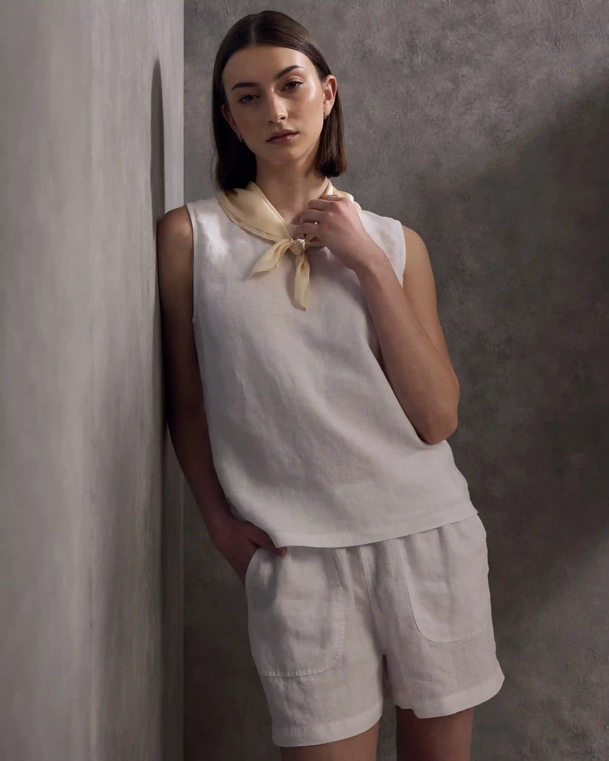 100% European Linen Tank