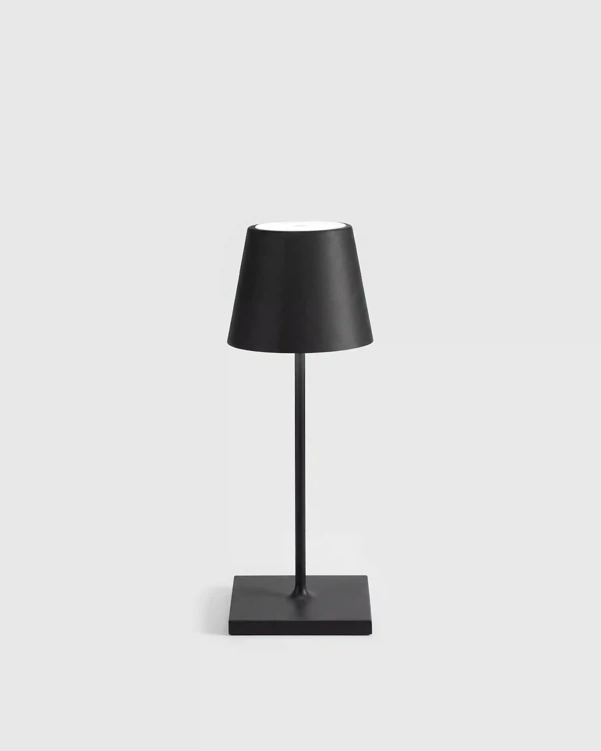 Poldina Pro Rechargeable Table Lamp by Zafferano