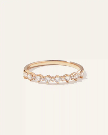 14K Gold Lab Grown Diamond Alternating Round Band