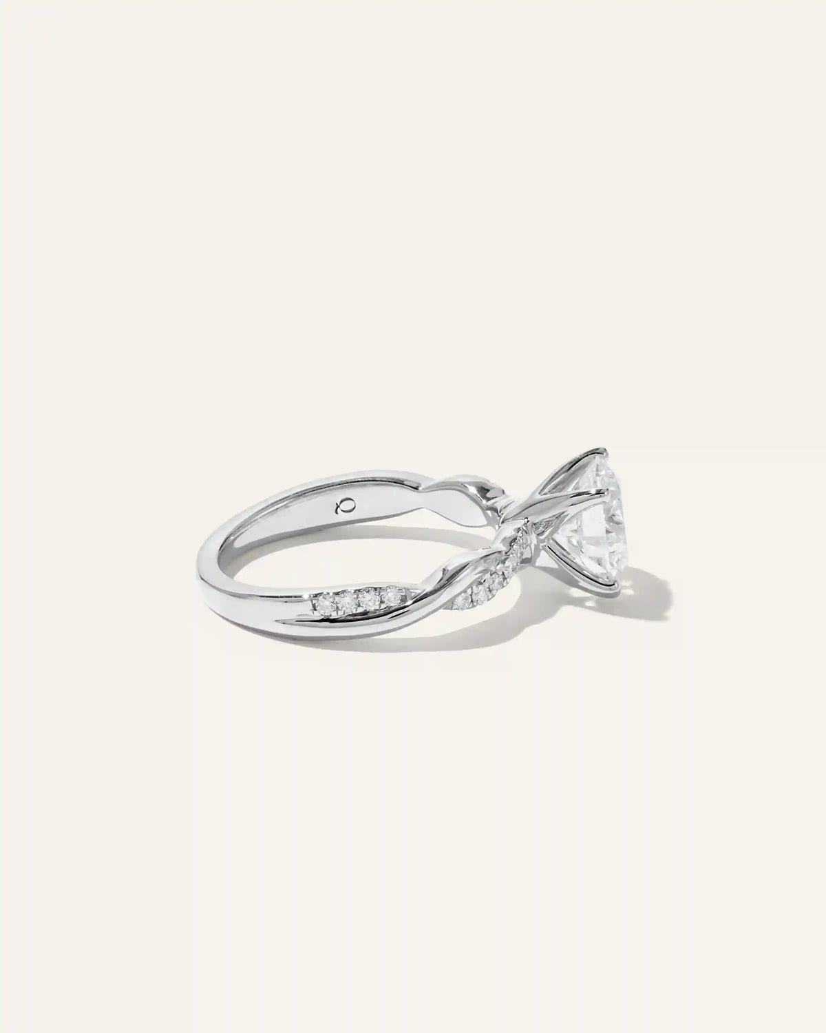 Lab Grown Diamond Round Twisted Engagement Ring - 2ct
