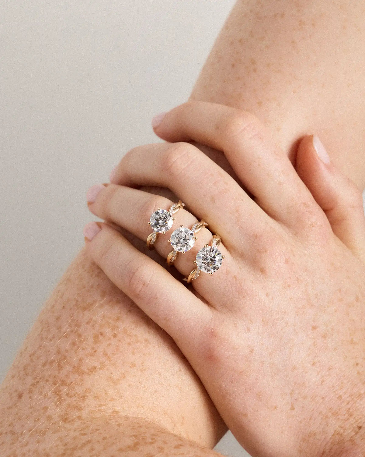 Lab Grown Diamond Round Twisted Engagement Ring - 3ct