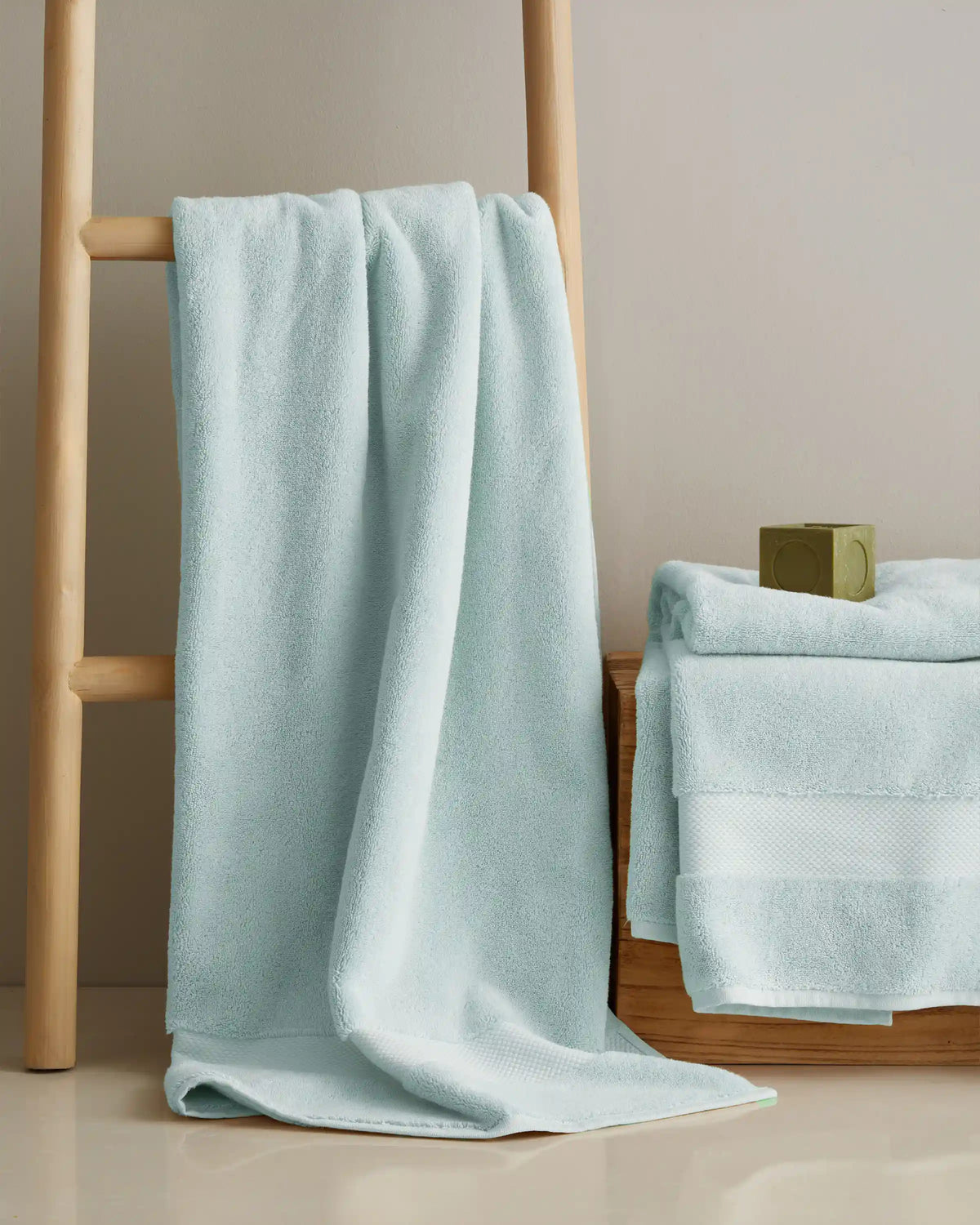 Turkish Ultra Plush Bath Towel (Set of 2)