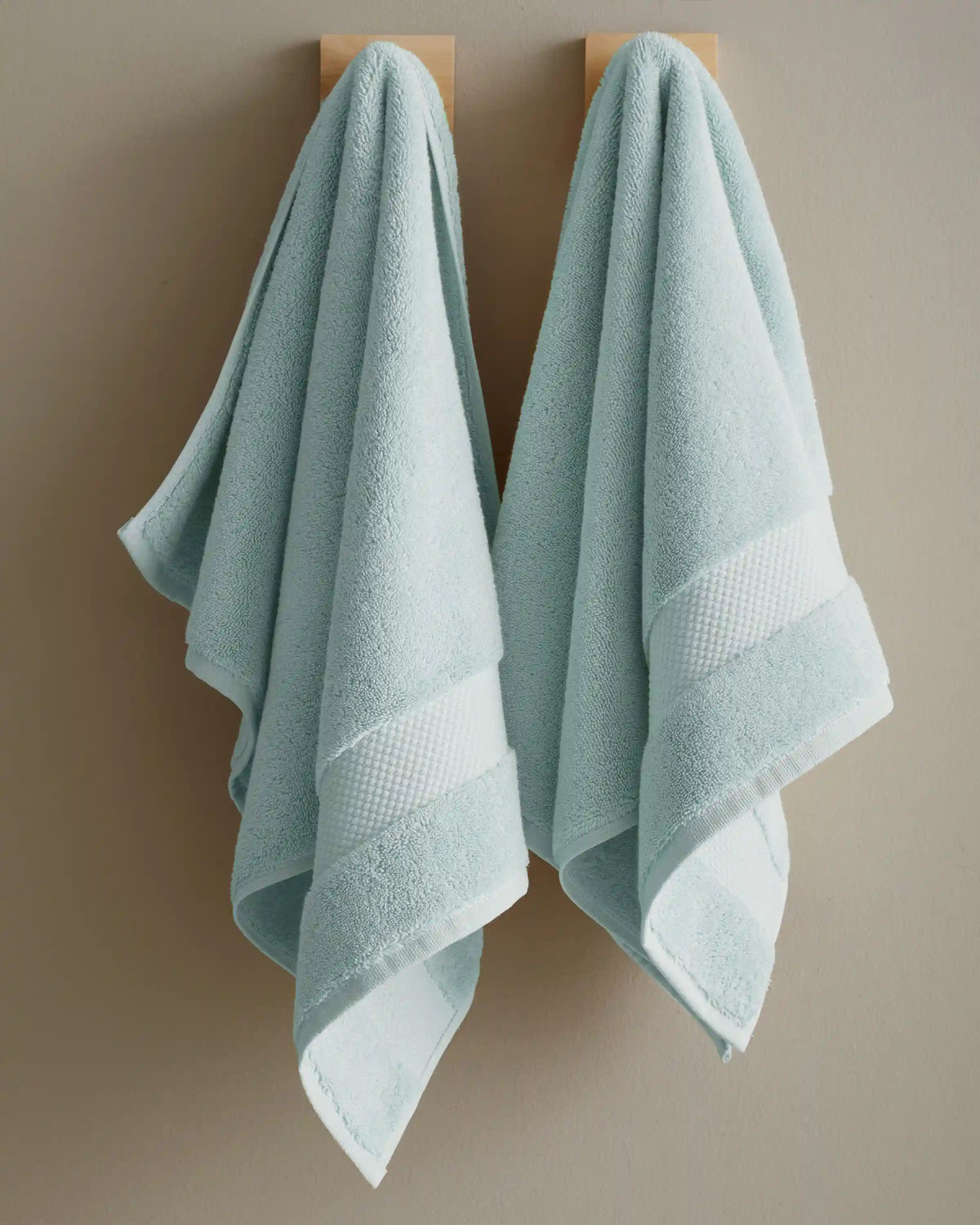 Turkish Ultra Plush Hand Towel (Set of 2)
