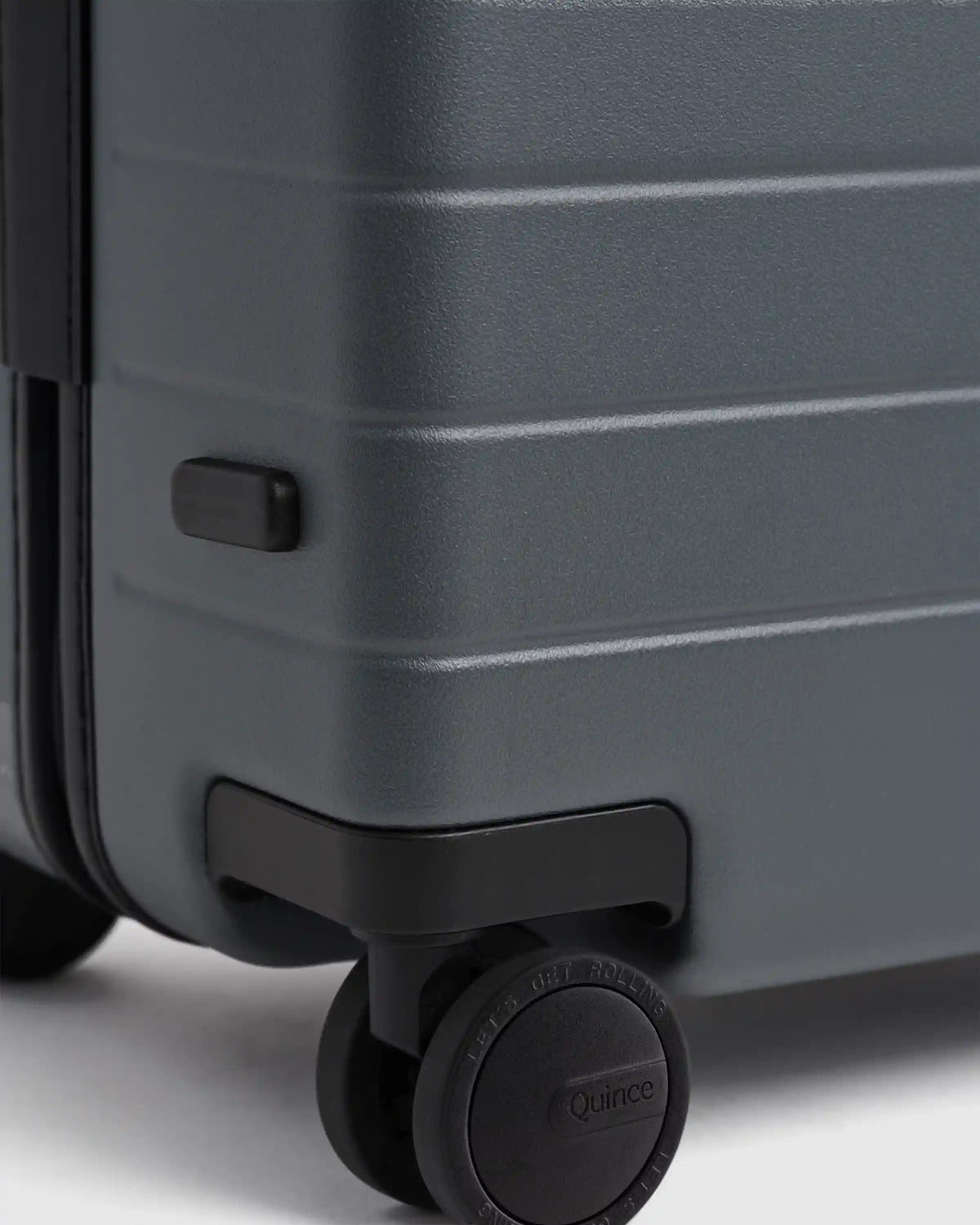 Carry-On & Medium Check-In Suitcase Set