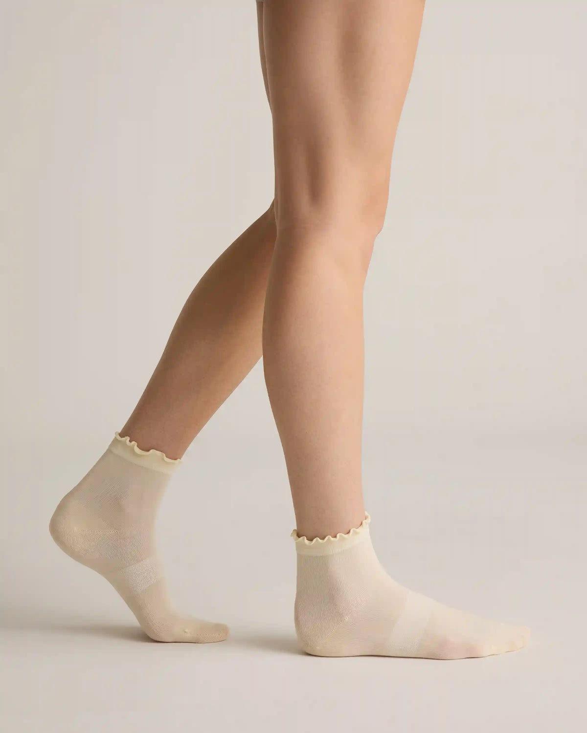 Everyday Lightweight Cotton Ruffle Quarter Crew Sock (4-pack)
