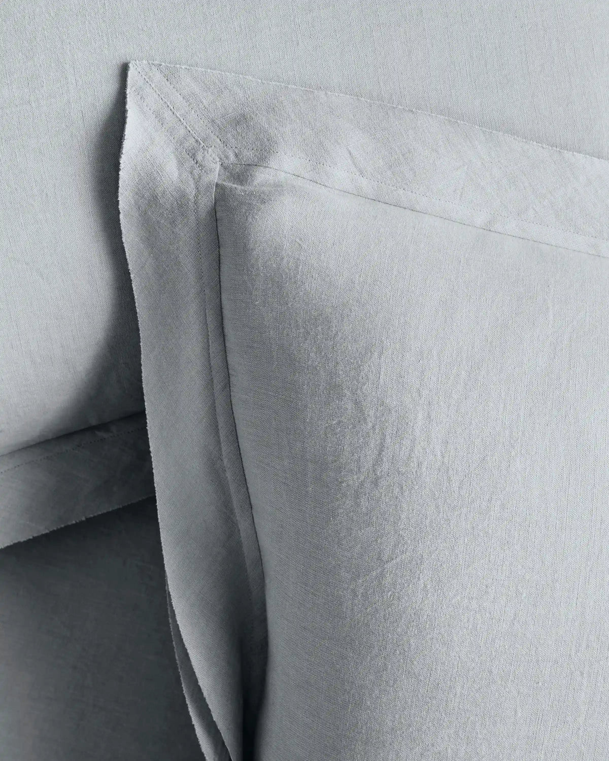 European Linen Double Flange Deluxe Bedding Bundle