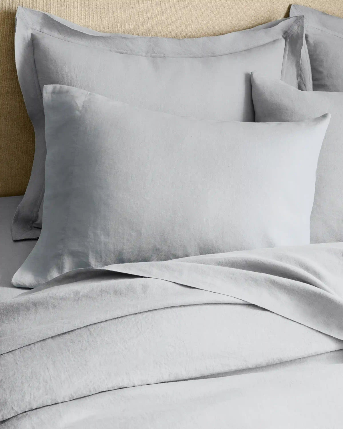 European Linen Double Flange Deluxe Bedding Bundle