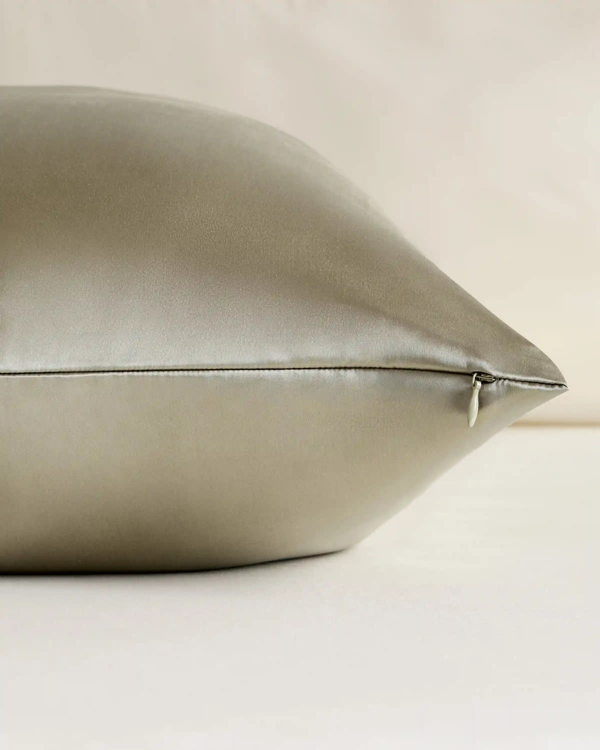 100% Mulberry Silk Pillowcase