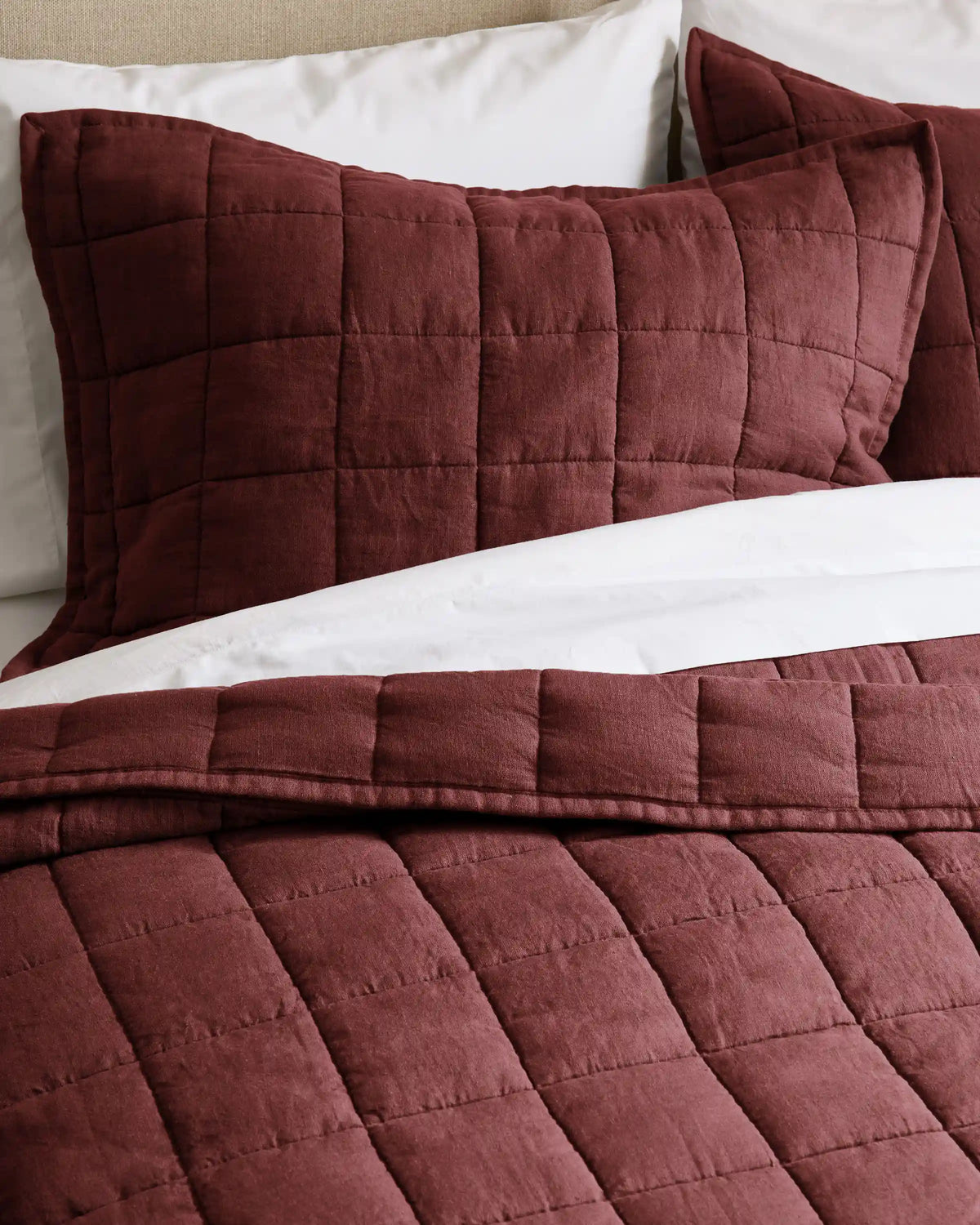 European Linen Box Quilt Set