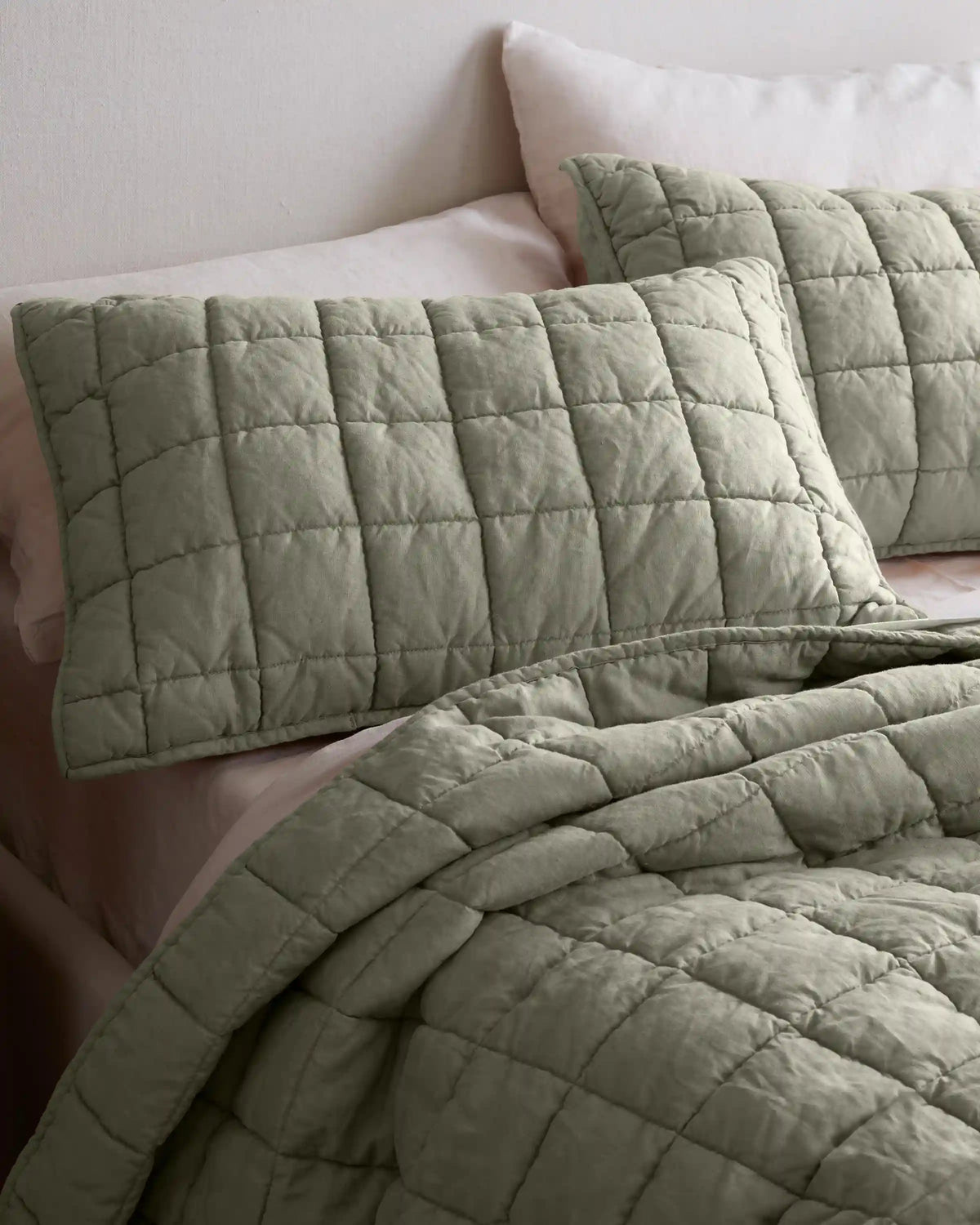 European Linen Box Quilted Sham Set