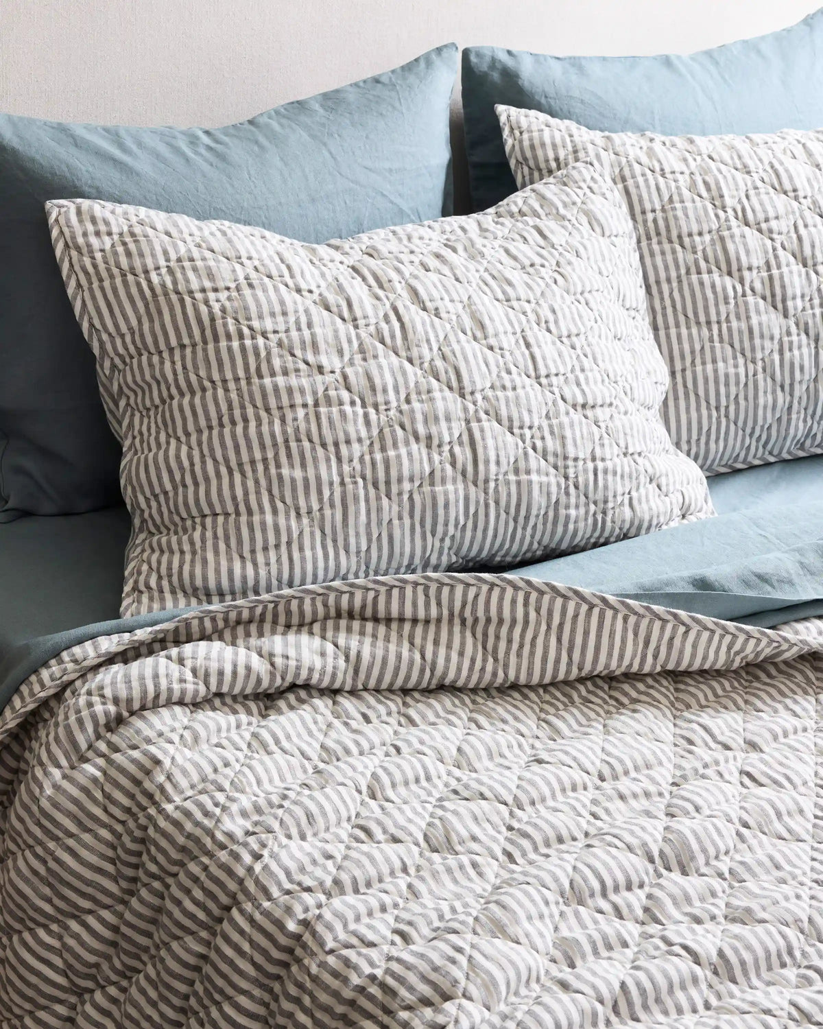 European Linen Stripe Quilt Set
