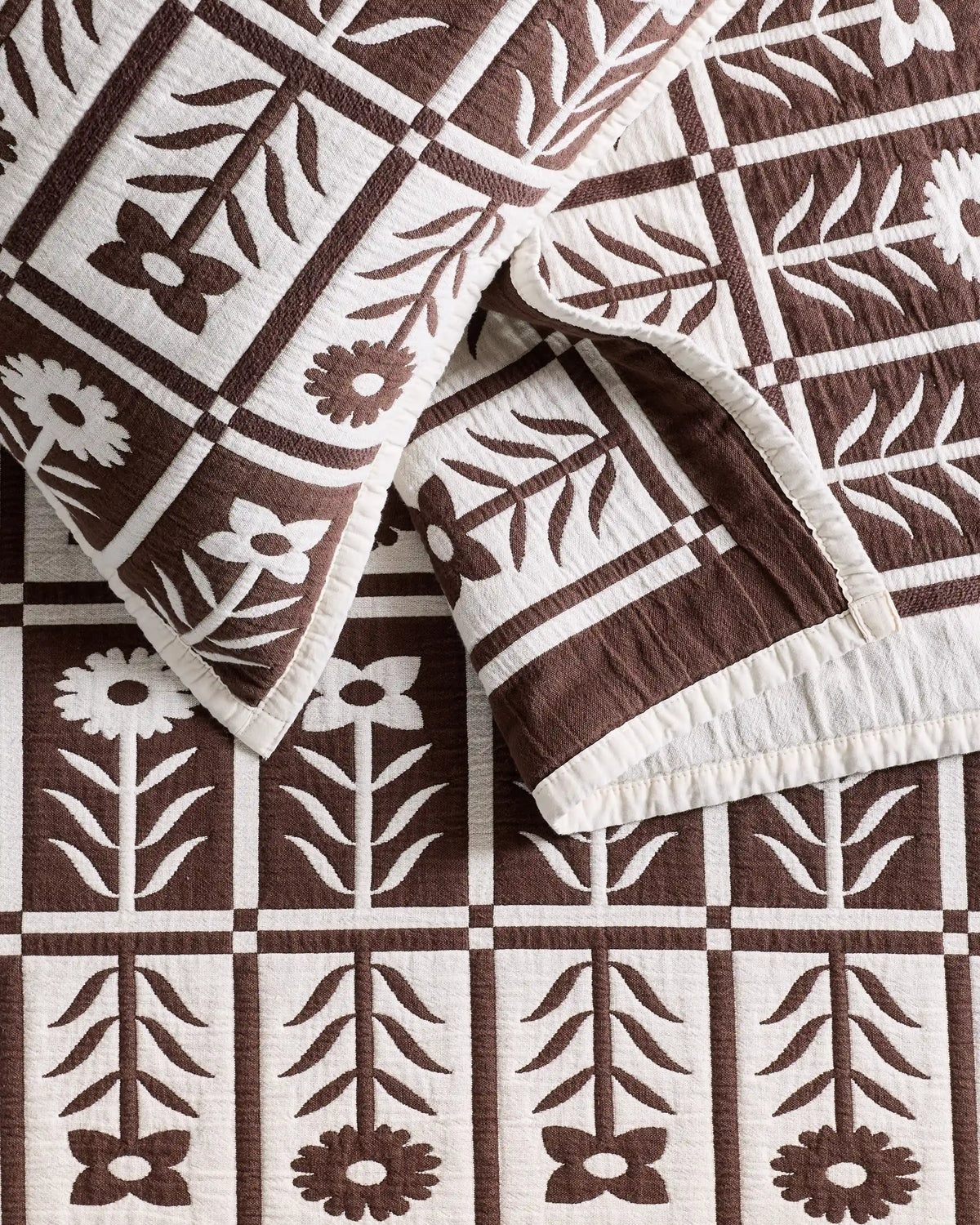 Organic Cotton Jacquard Floral Sham Set