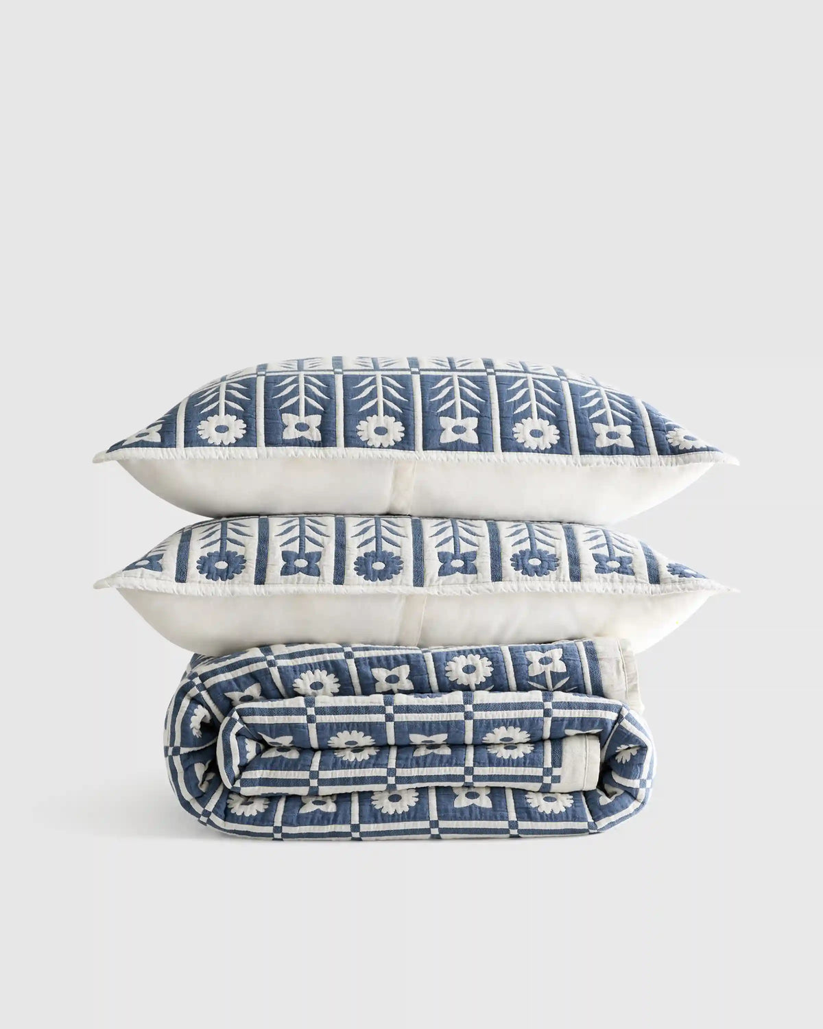 Organic Cotton Jacquard Floral Coverlet Set