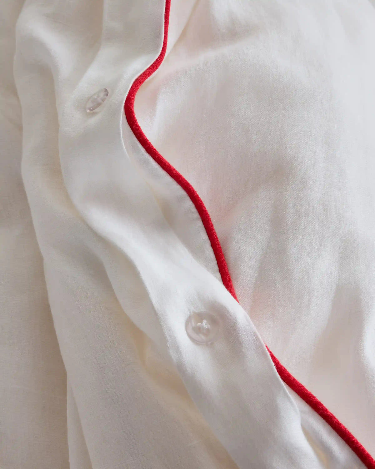 European Linen Piped Deluxe Bedding Bundle
