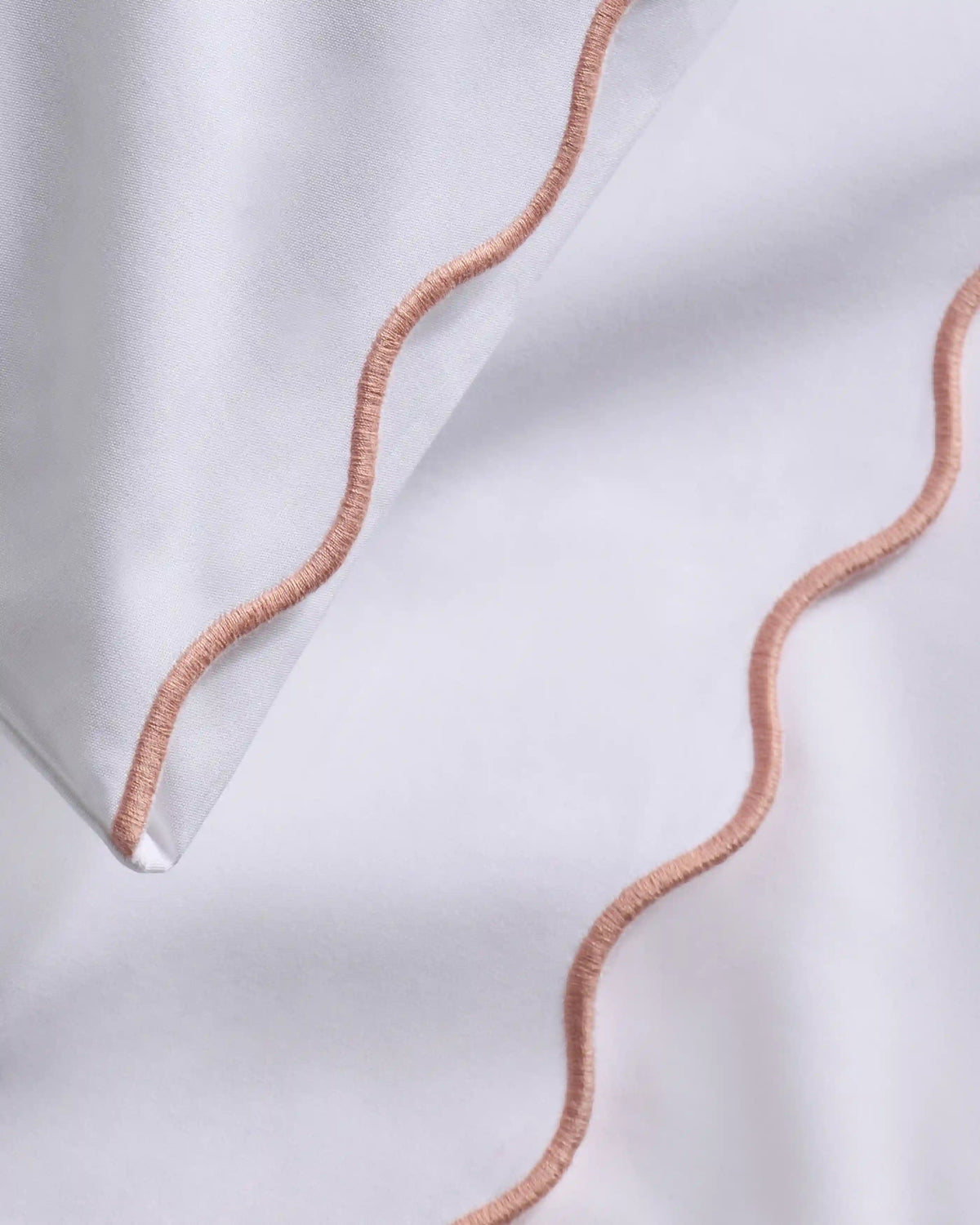 Organic Crisp Percale Scallop Sheet Set