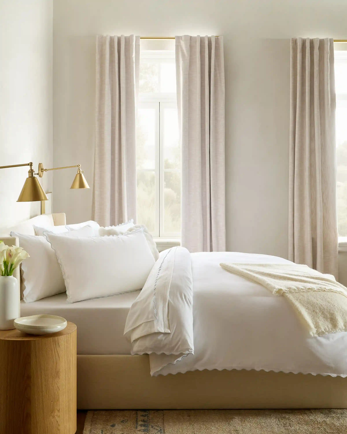 Organic Crisp Percale Scallop Duvet Cover Set