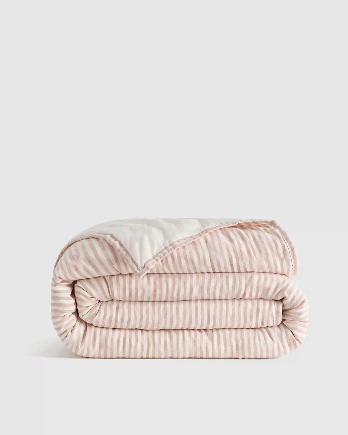 European Linen Patterned Quilt