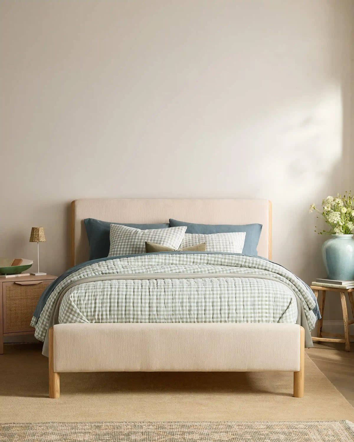 European Linen Patterned Quilt