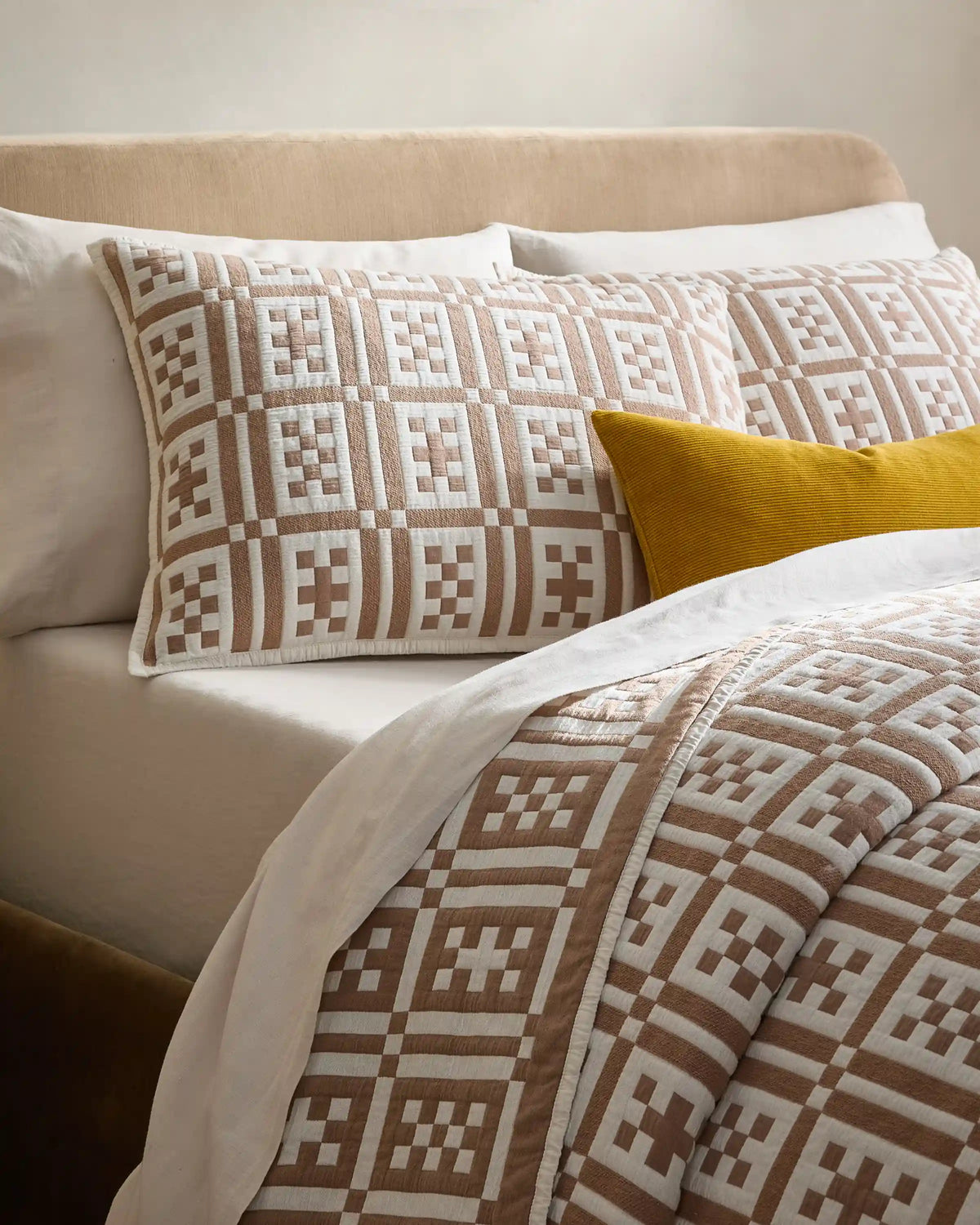 Organic Cotton Jacquard Geo Coverlet
