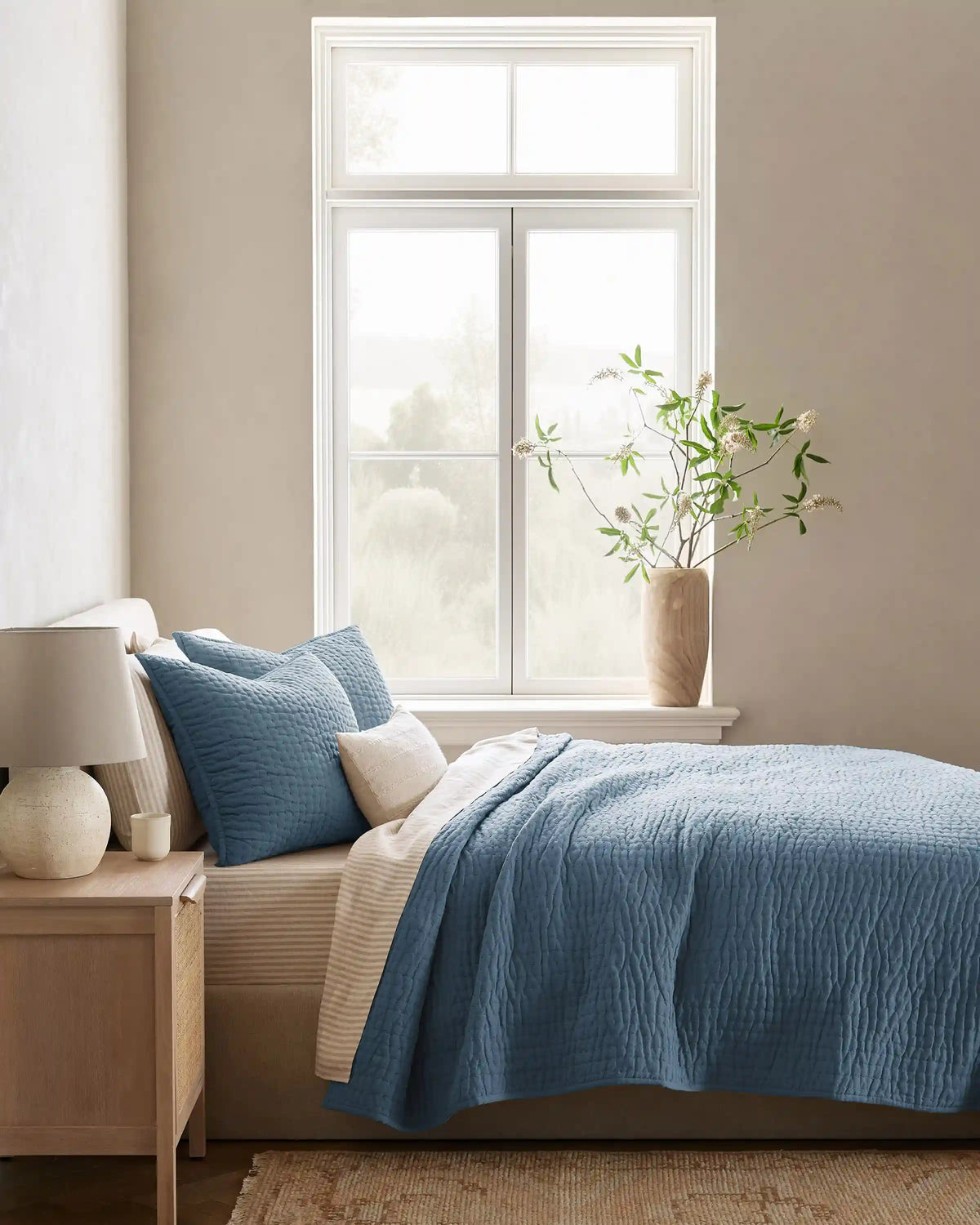 European Linen Cotton Stitch Quilt