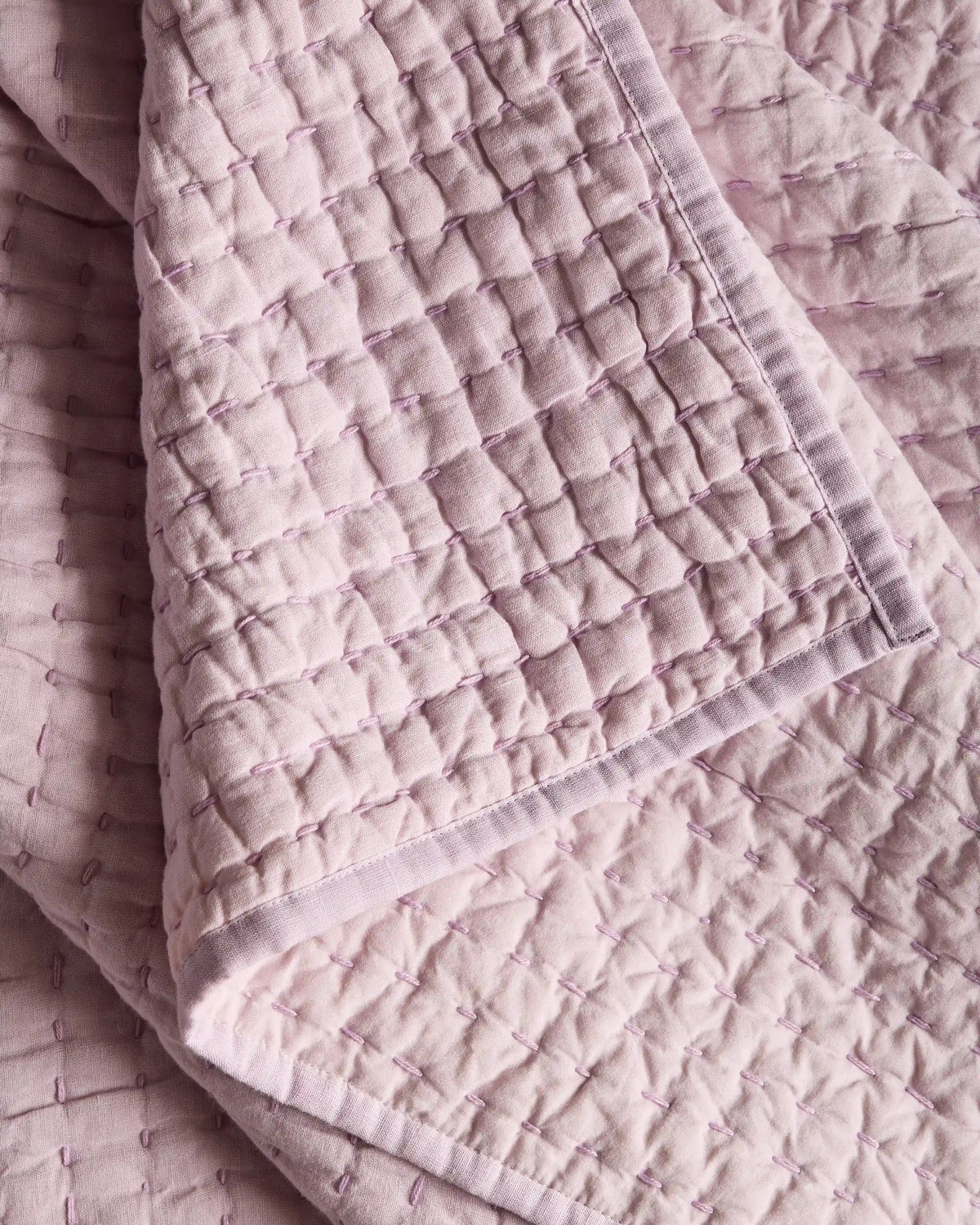 European Linen Cotton Stitch Quilt