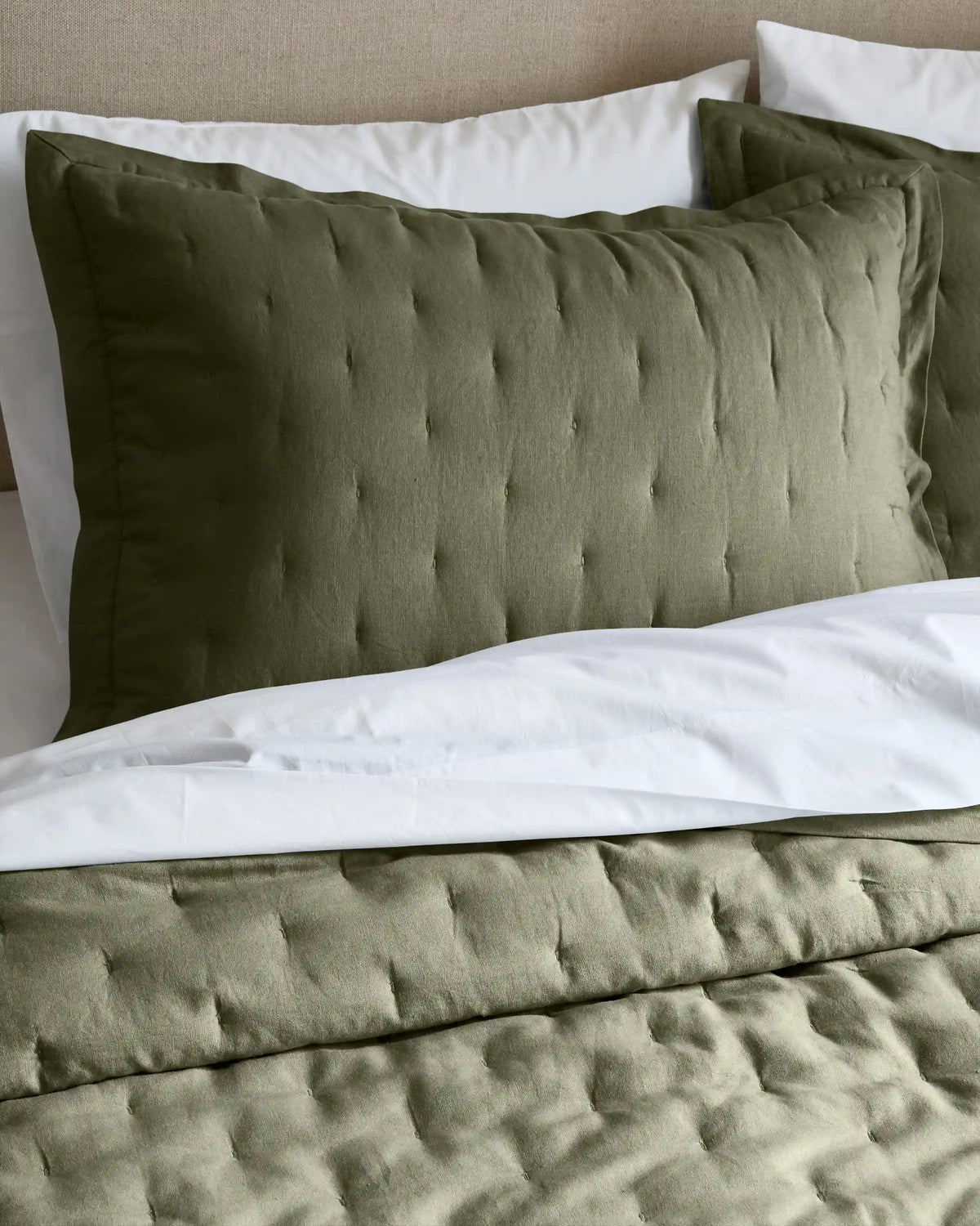 European Linen Dream Quilt Set