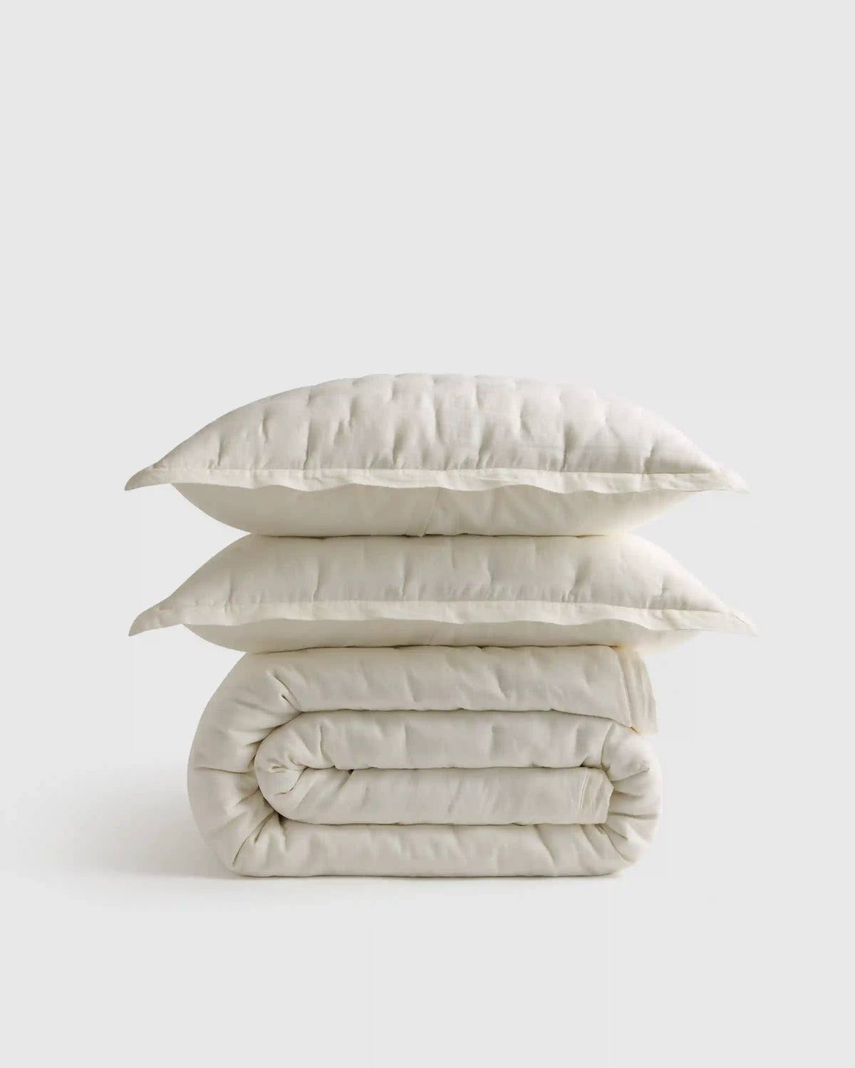 European Linen Dream Quilt Set