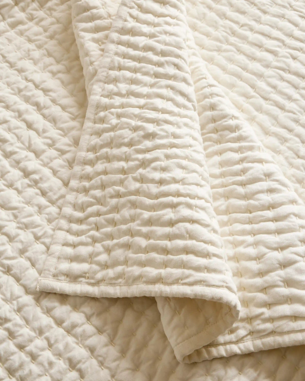 European Linen Cotton Stitch Quilt