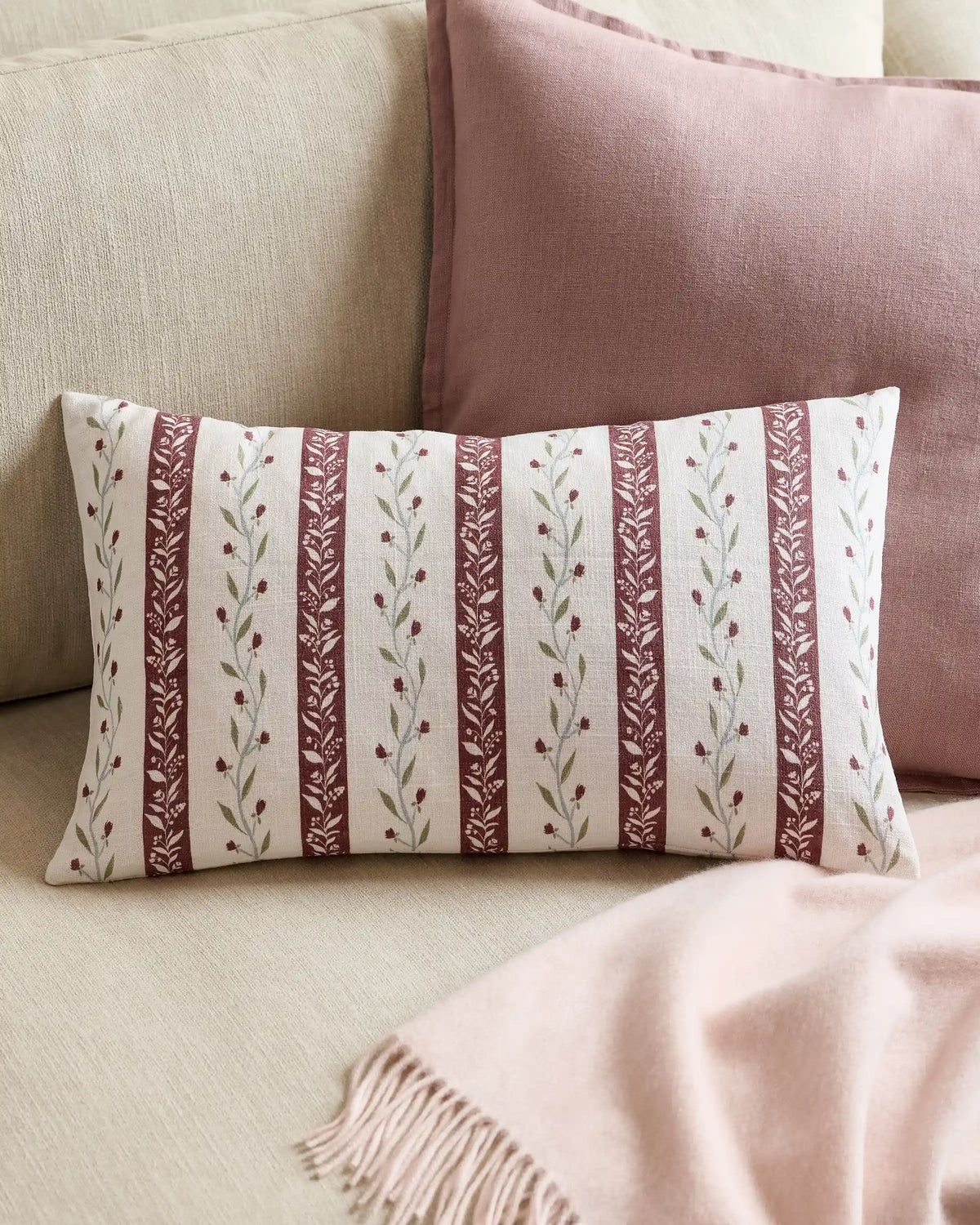 Floral Vine Cotton Pillow Cover