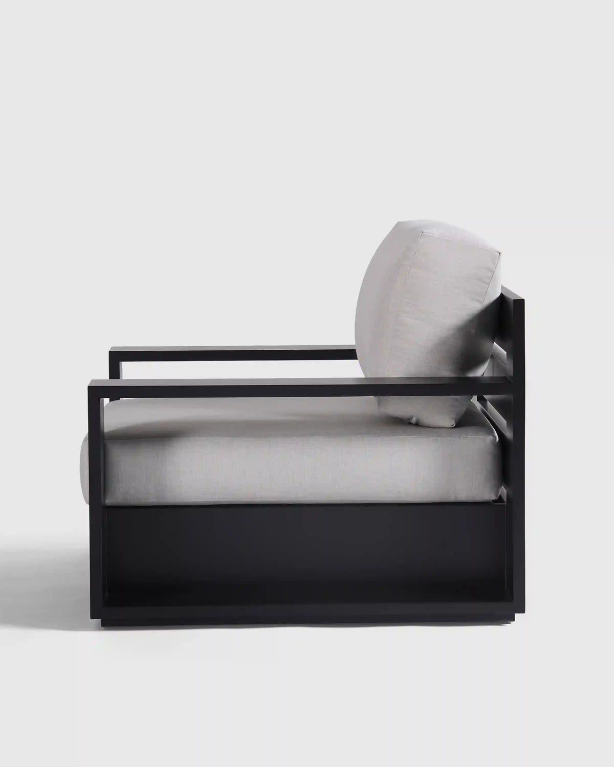 Powder-Coated Aluminum Outdoor Swivel Lounge Chair