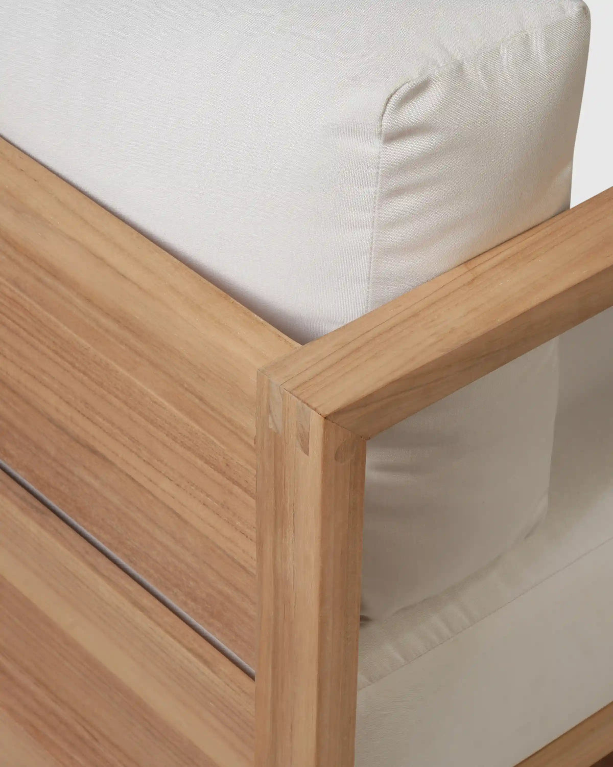 Linear Solid Teak Outdoor Lounge Chair
