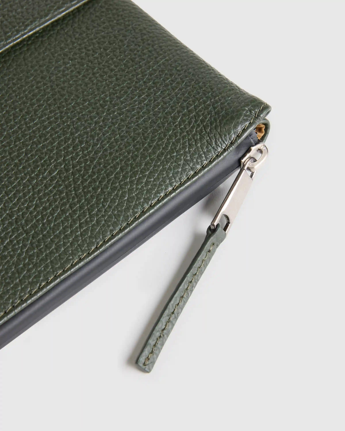 Excursion Italian Leather Tech Folio